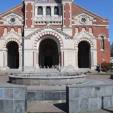 Basilique Notre-Dame de Brebières à Albert