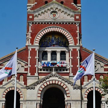 Basilique Notre-Dame de Brebières à Albert
