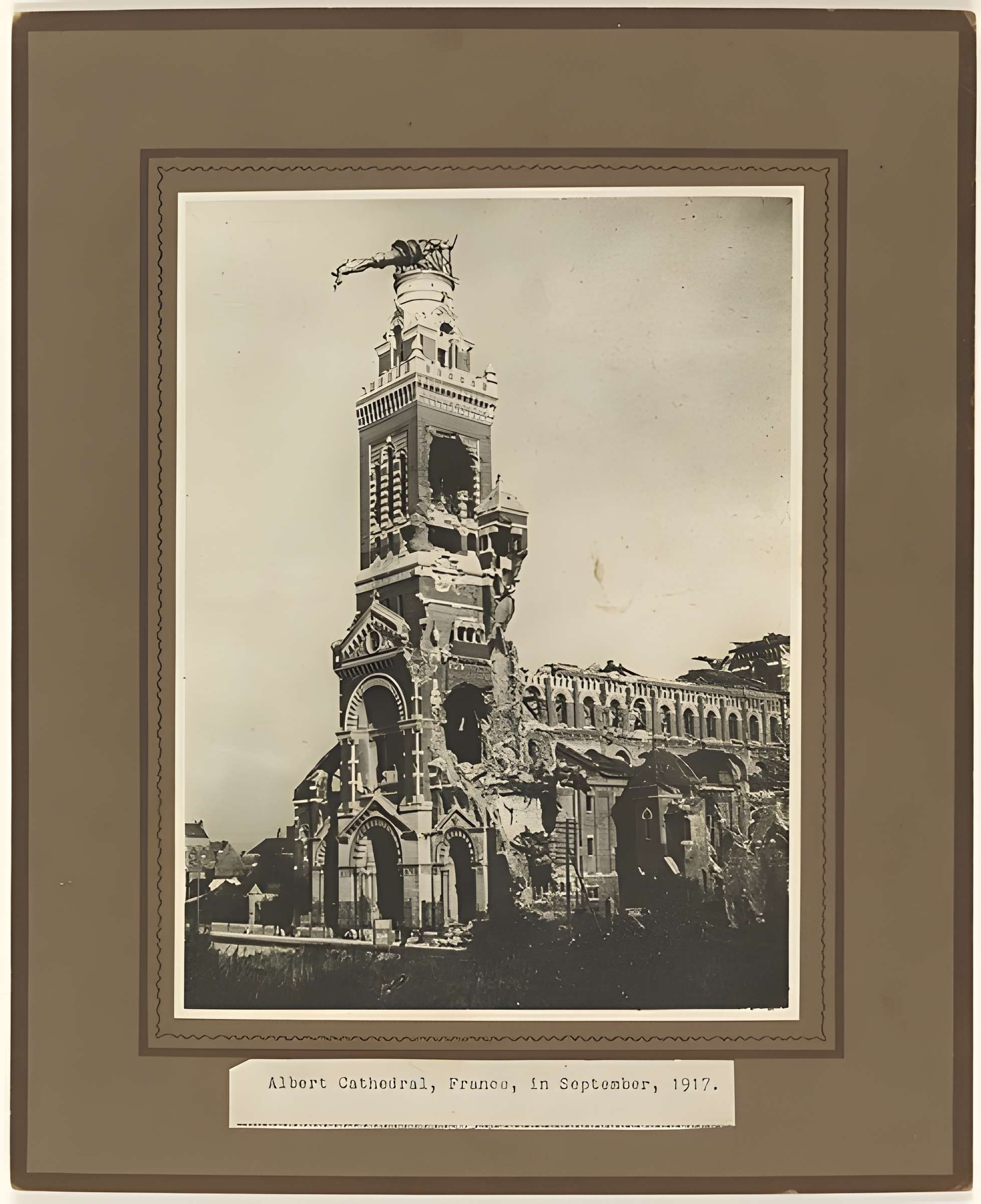 Basilique Notre-Dame de Brebières à Albert