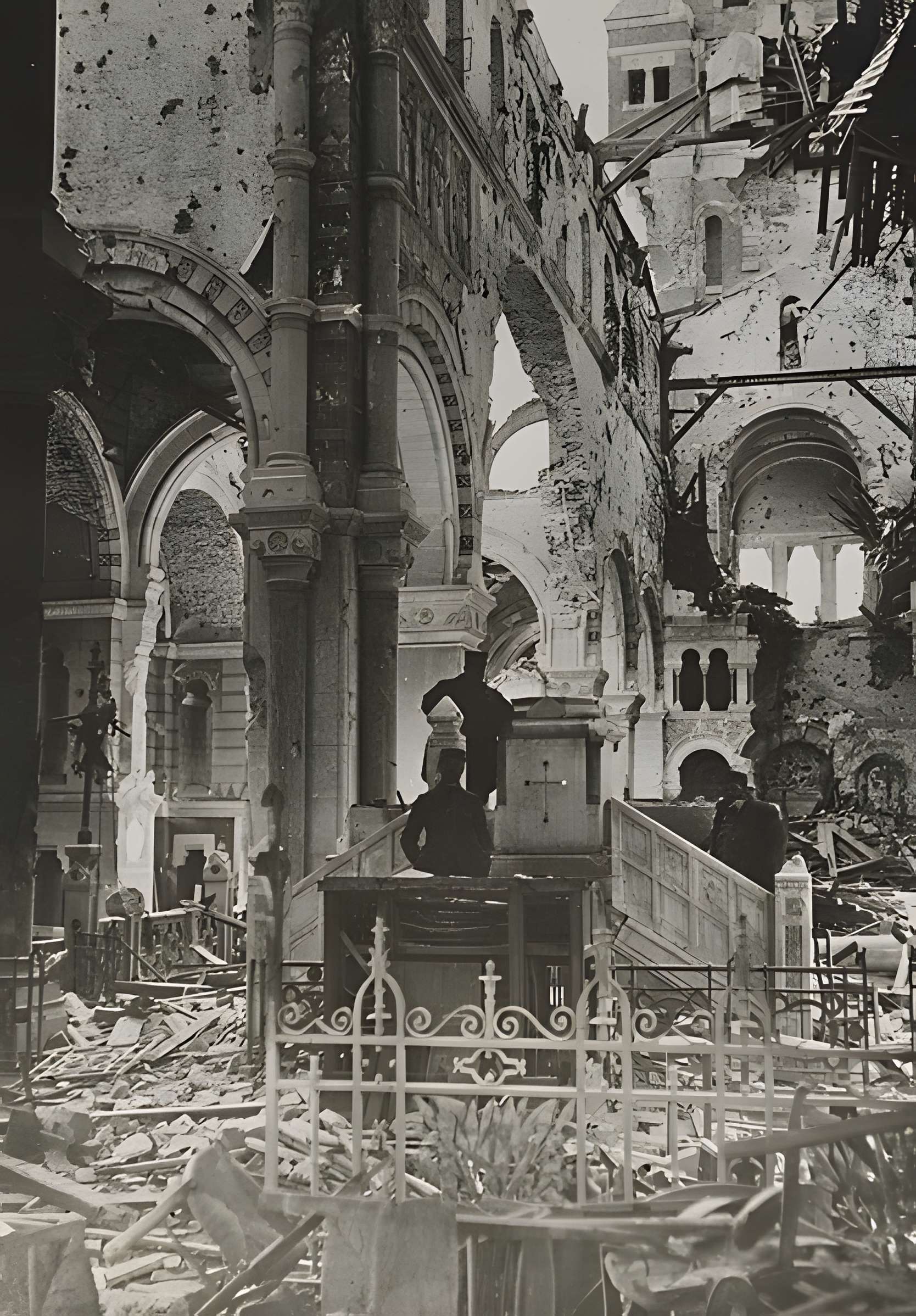 Basilique Notre-Dame de Brebières à Albert