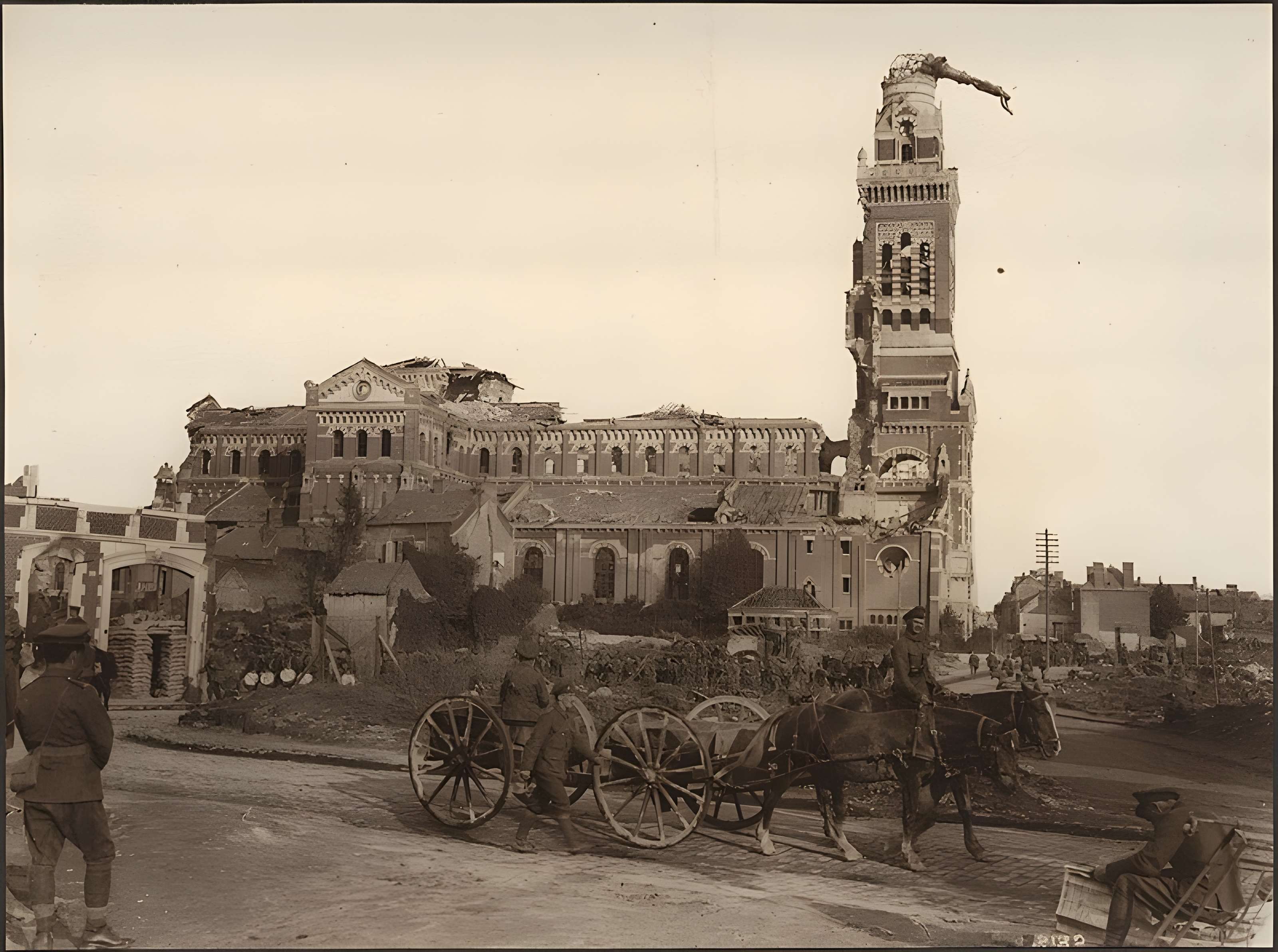 Basilique Notre-Dame de Brebières à Albert