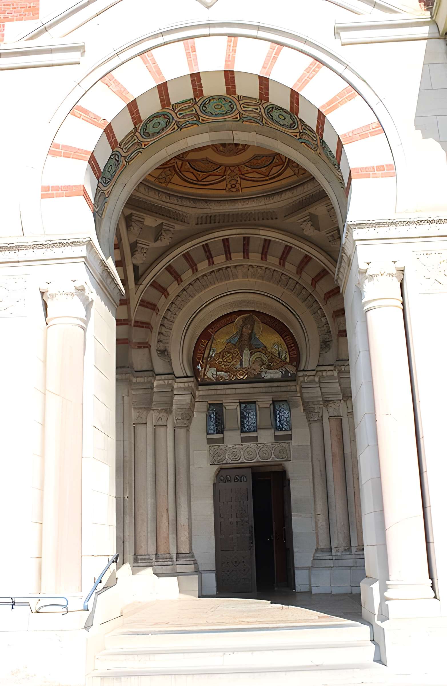 Basilique Notre-Dame de Brebières à Albert
