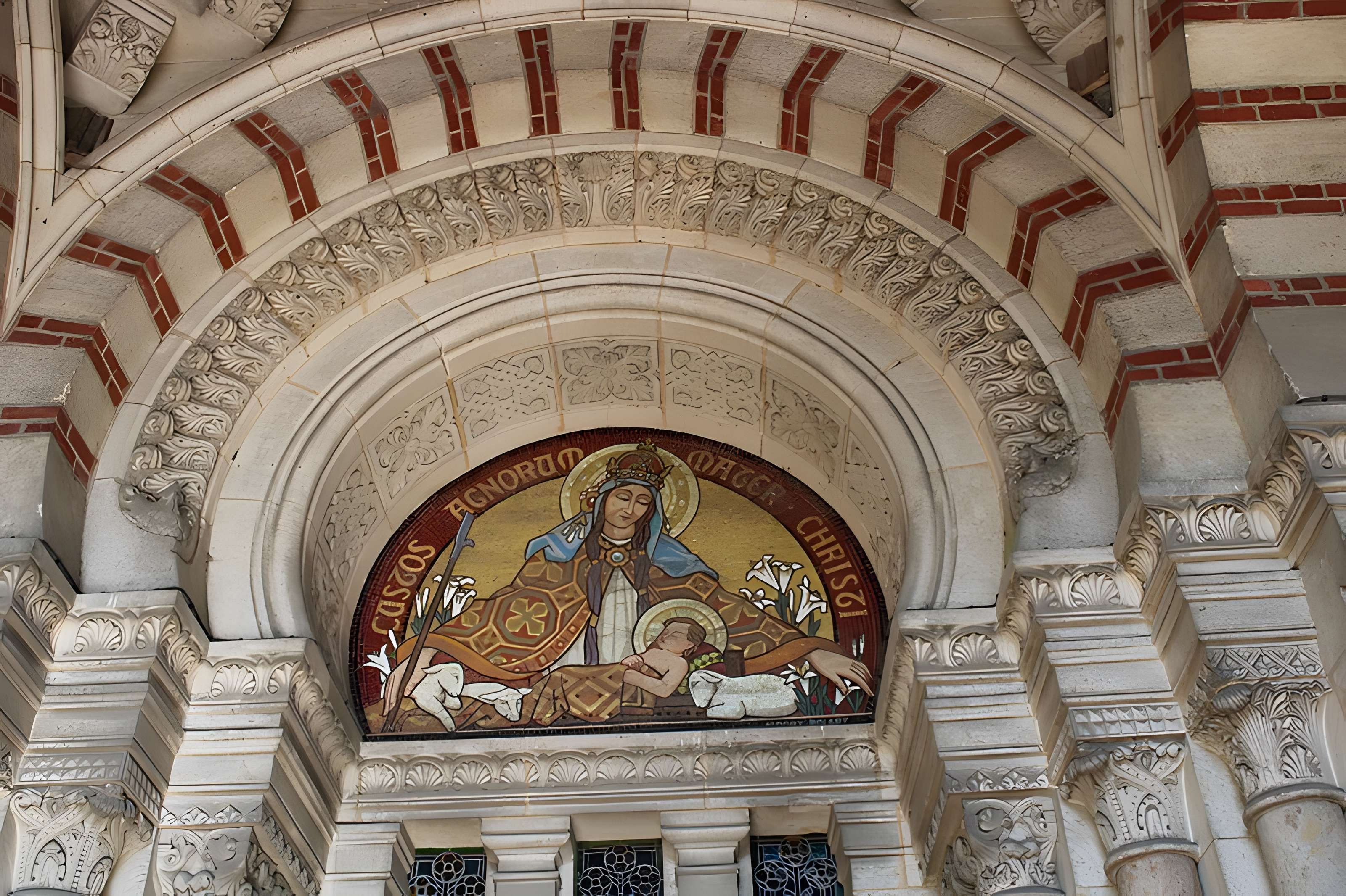 Basilique Notre-Dame de Brebières à Albert