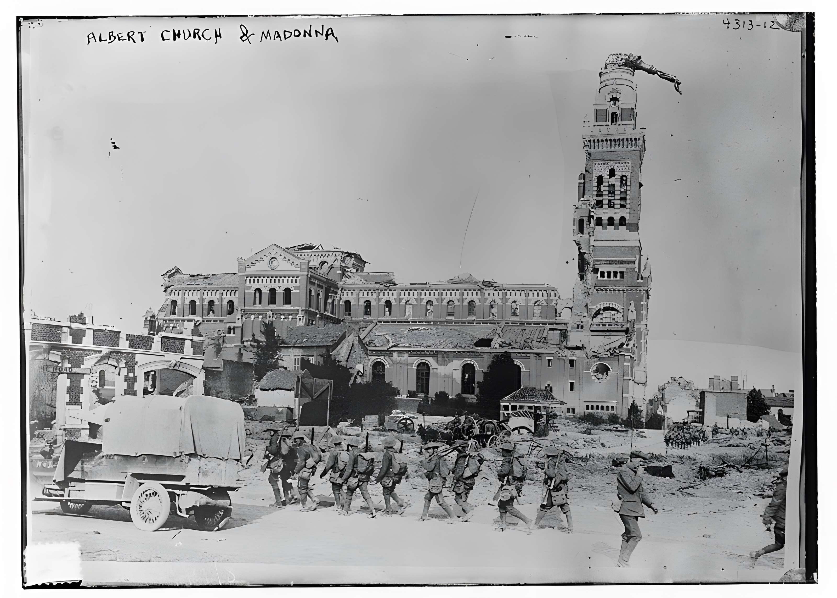 Basilique Notre-Dame de Brebières à Albert