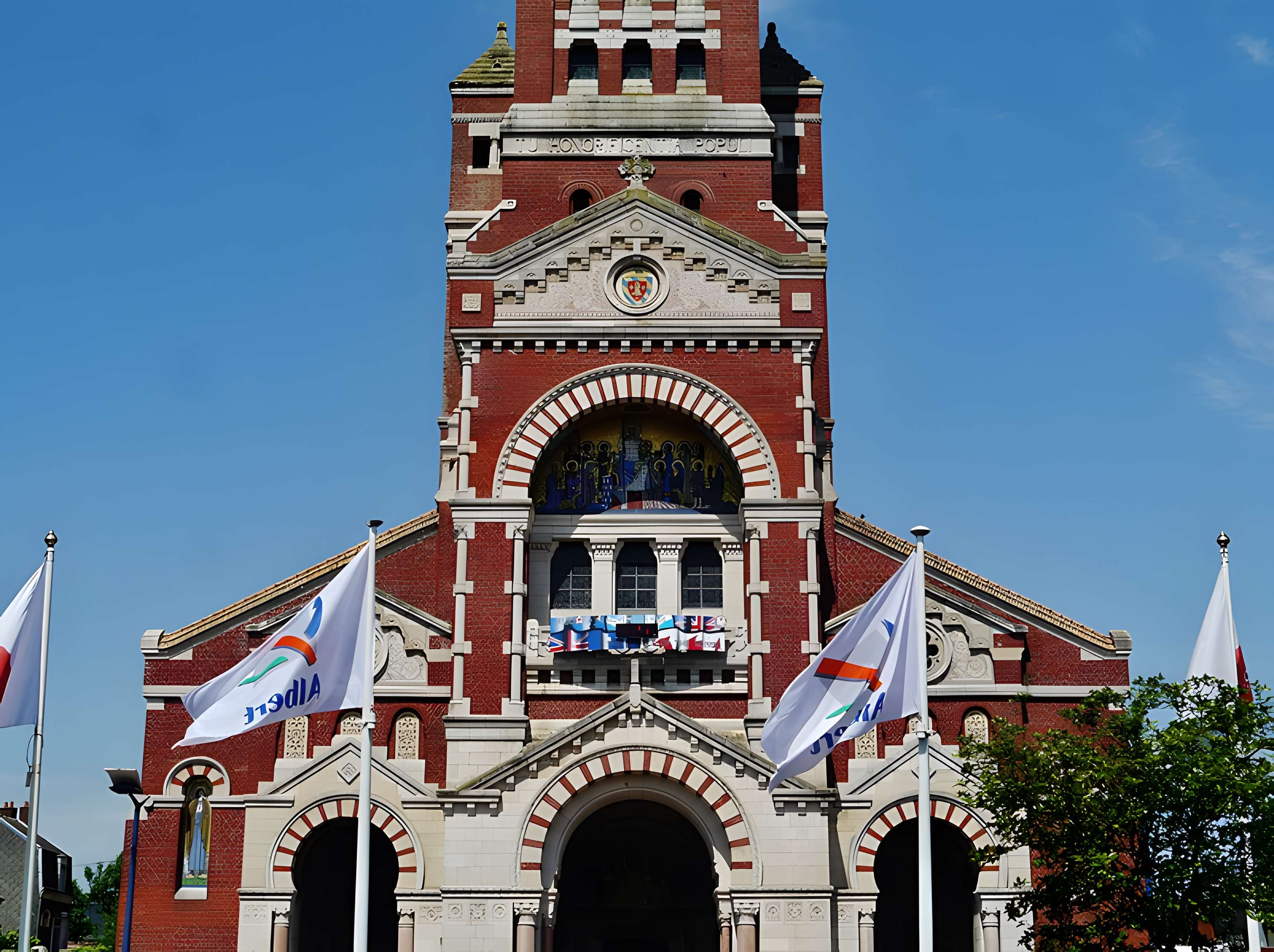 Basilique Notre-Dame de Brebières à Albert