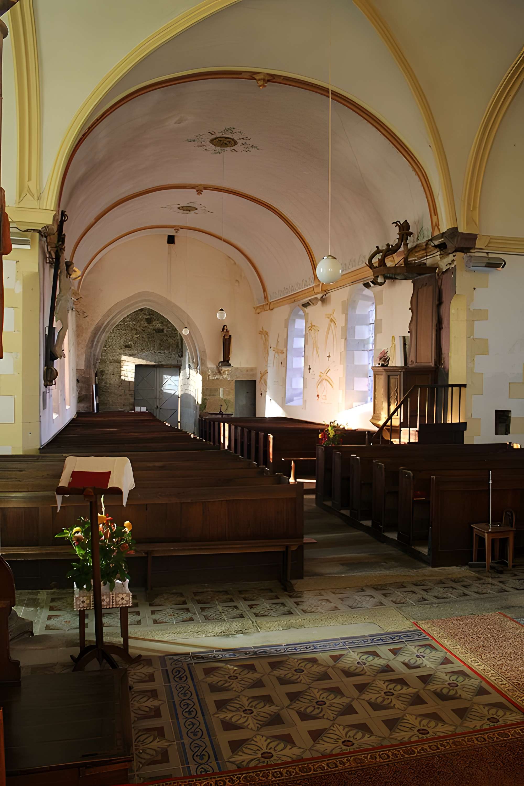 Église Saint-Martin des Biards d'Isigny-le-Buat