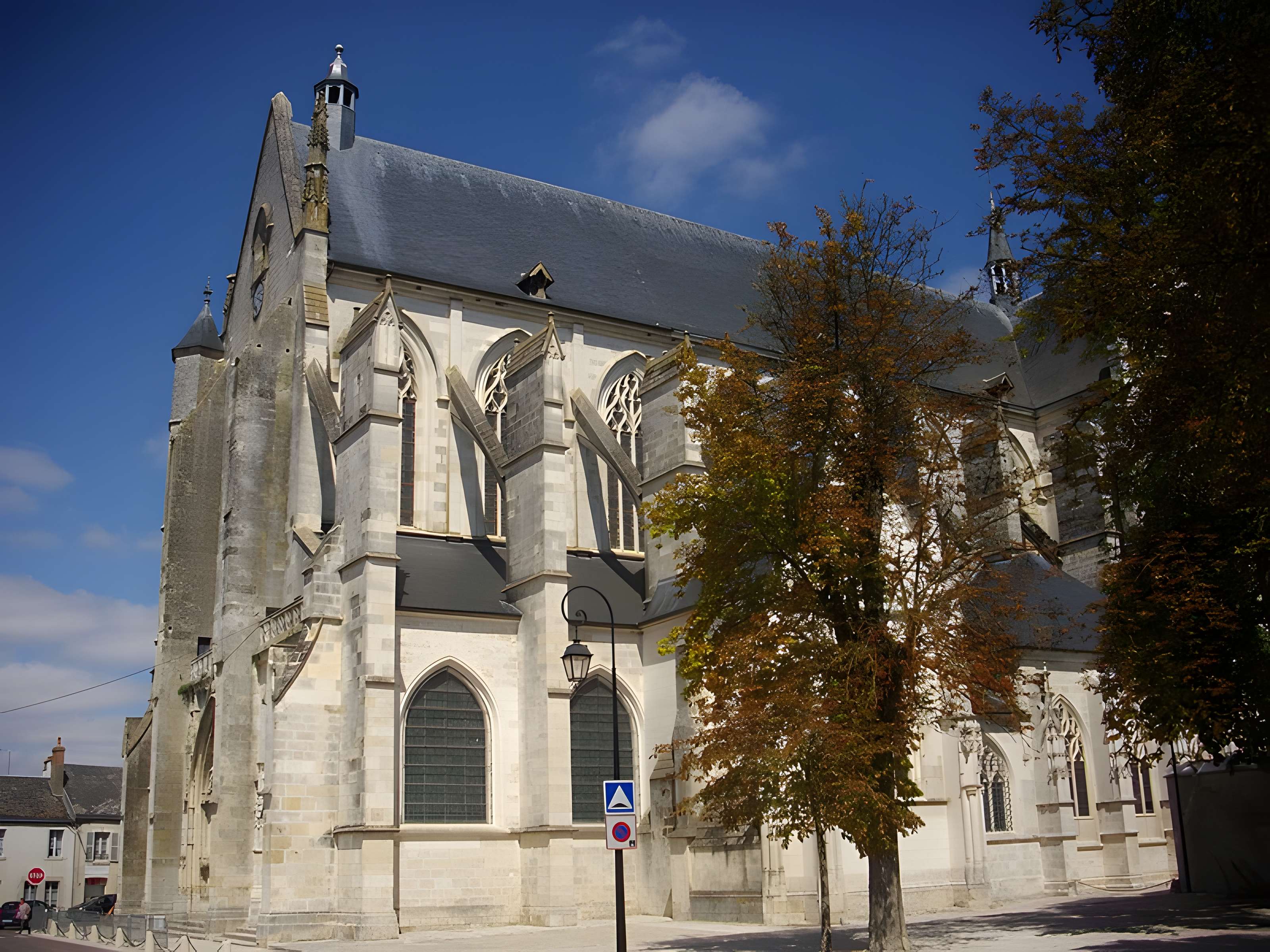 Basilique Notre-Dame de Cléry-Saint-André