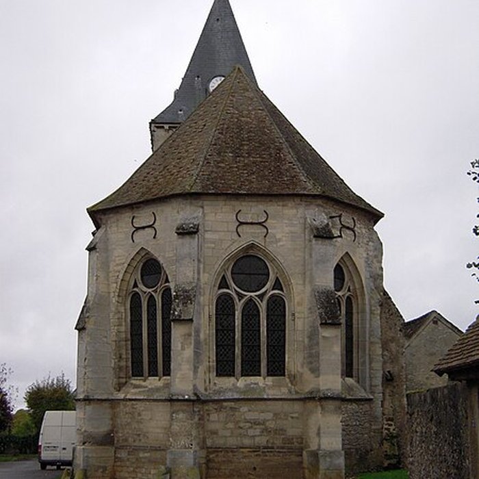 Photo de Église Saint-Martin dOmerville et 2 croix