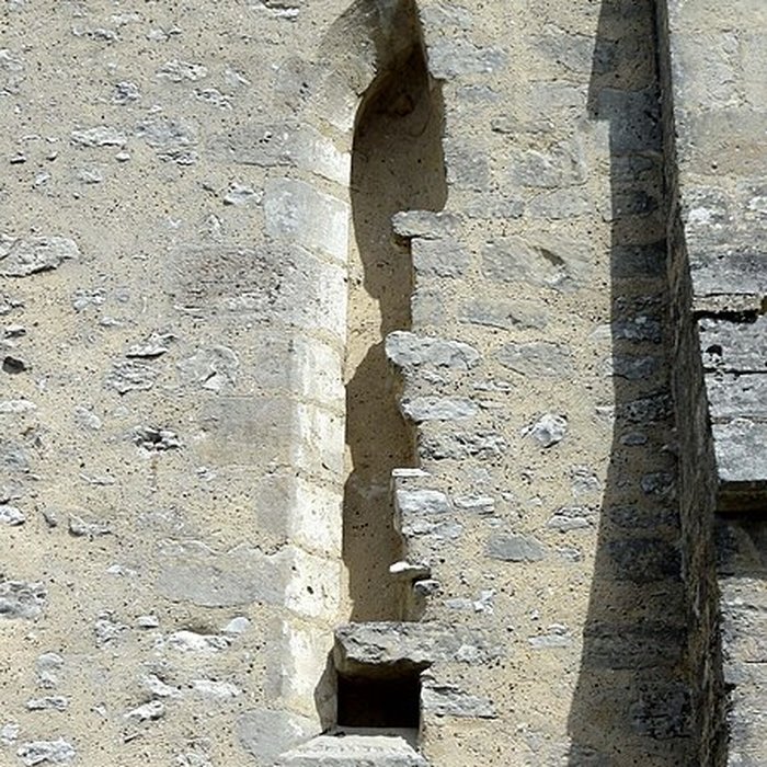 Photo de Église Saint-Martin dOmerville et 2 croix