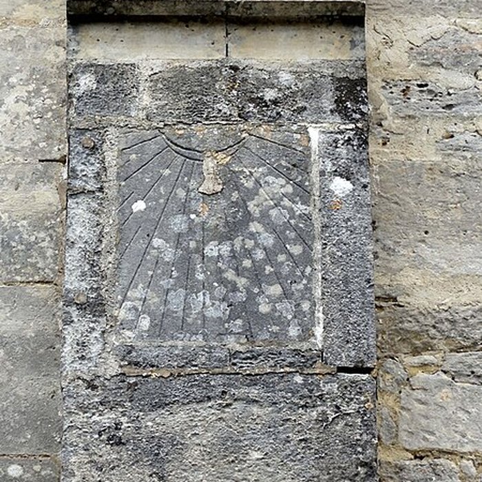 Photo de Église Saint-Martin dOmerville et 2 croix