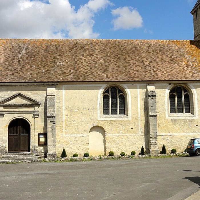 Photo de Église Saint-Martin dOmerville et 2 croix