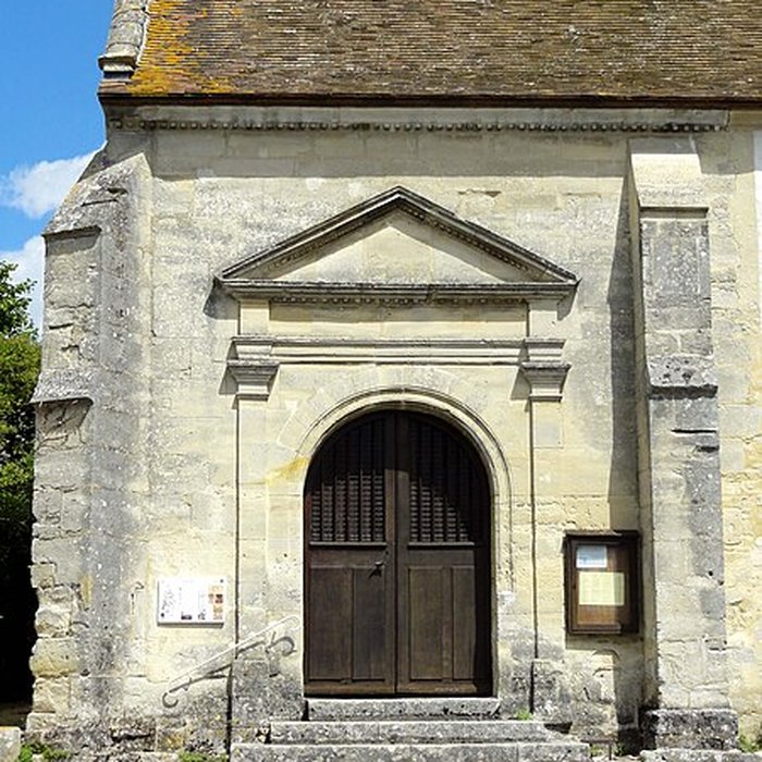 Photo de Église Saint-Martin dOmerville et 2 croix