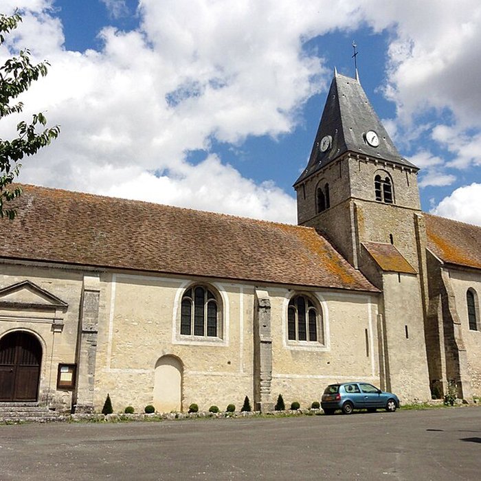 Photo de Église Saint-Martin dOmerville et 2 croix