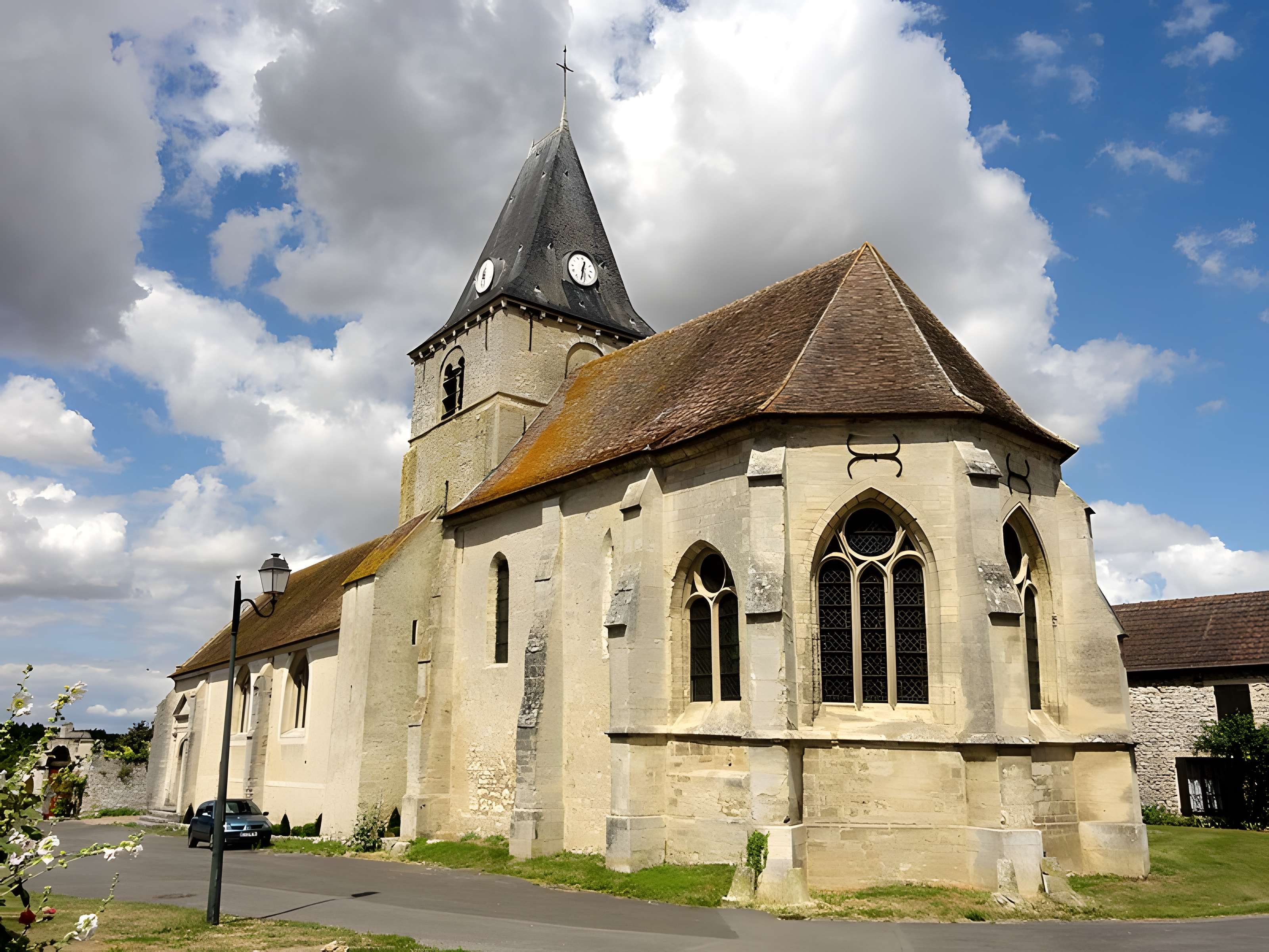 Église Saint-Martin d'Omerville et 2 croix