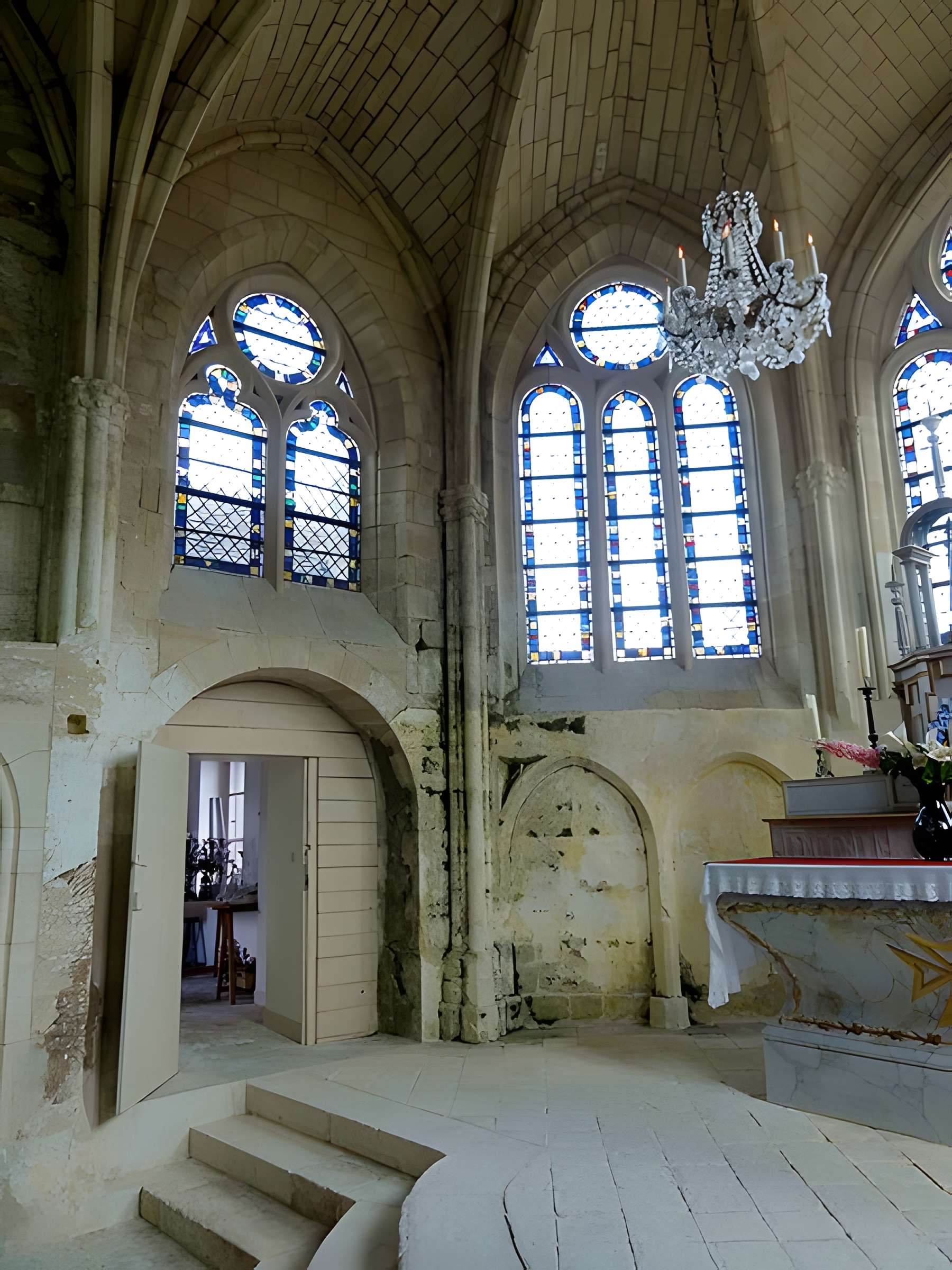 Église Saint-Martin d'Omerville et 2 croix