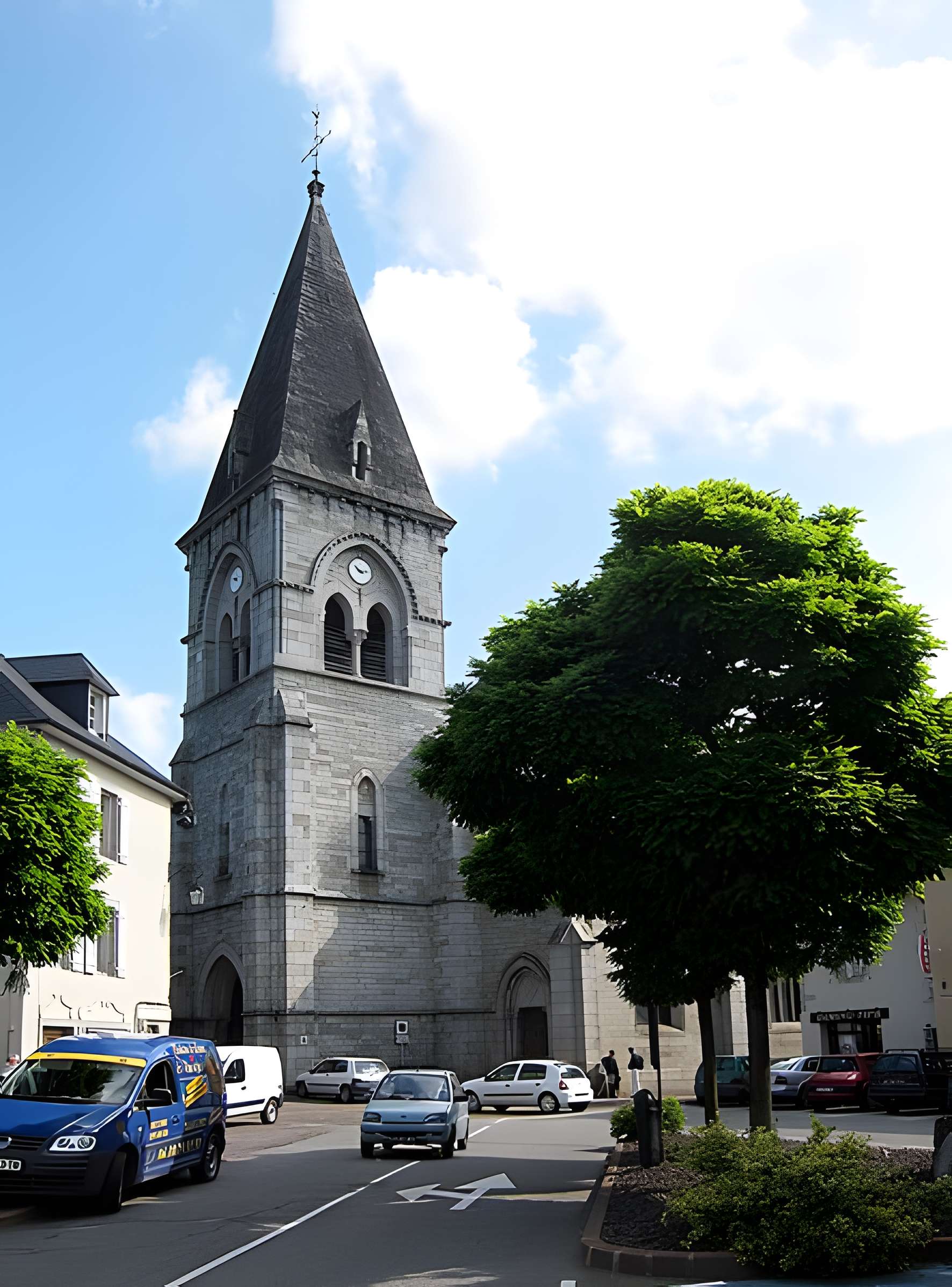 Église Saint-Martin d'Ussel