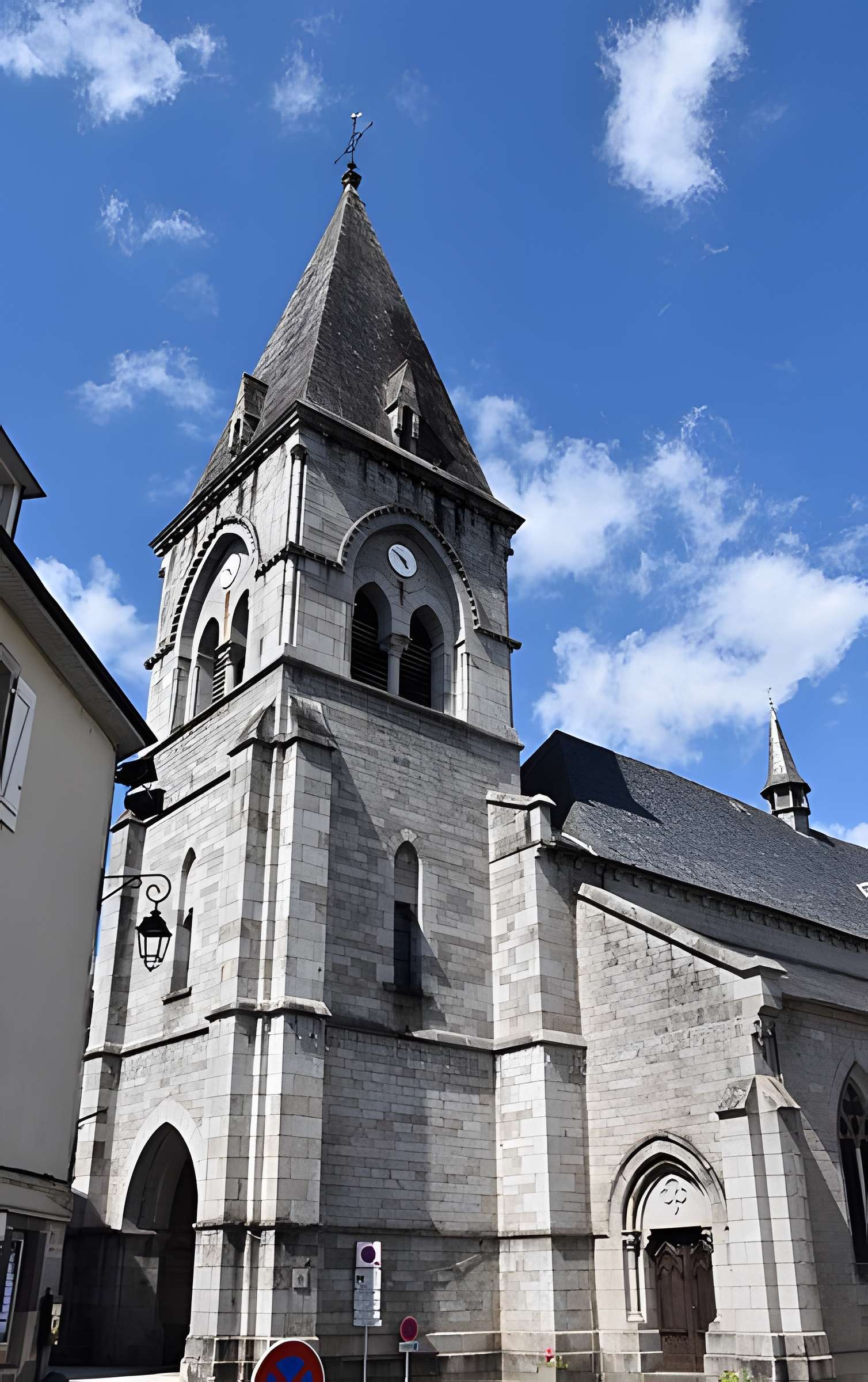 Église Saint-Martin d'Ussel