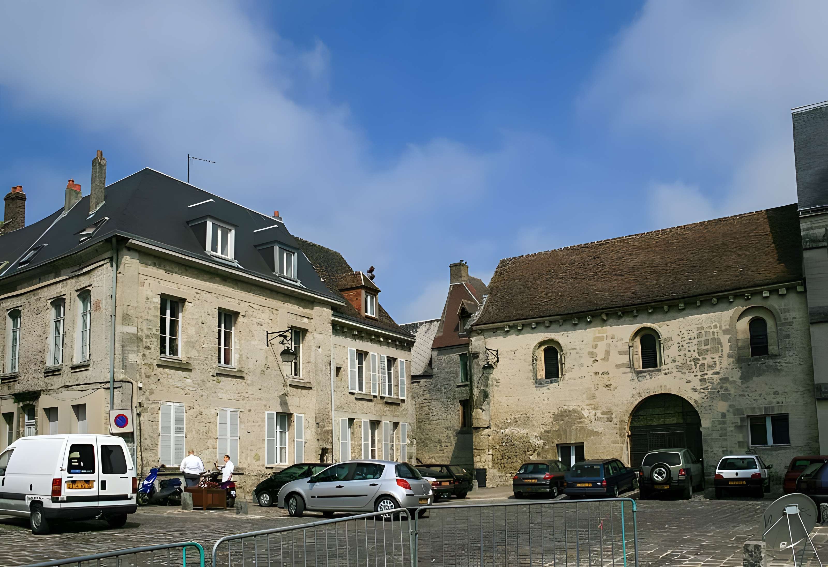 Église Saint-Martin-au-Parvis de Laon