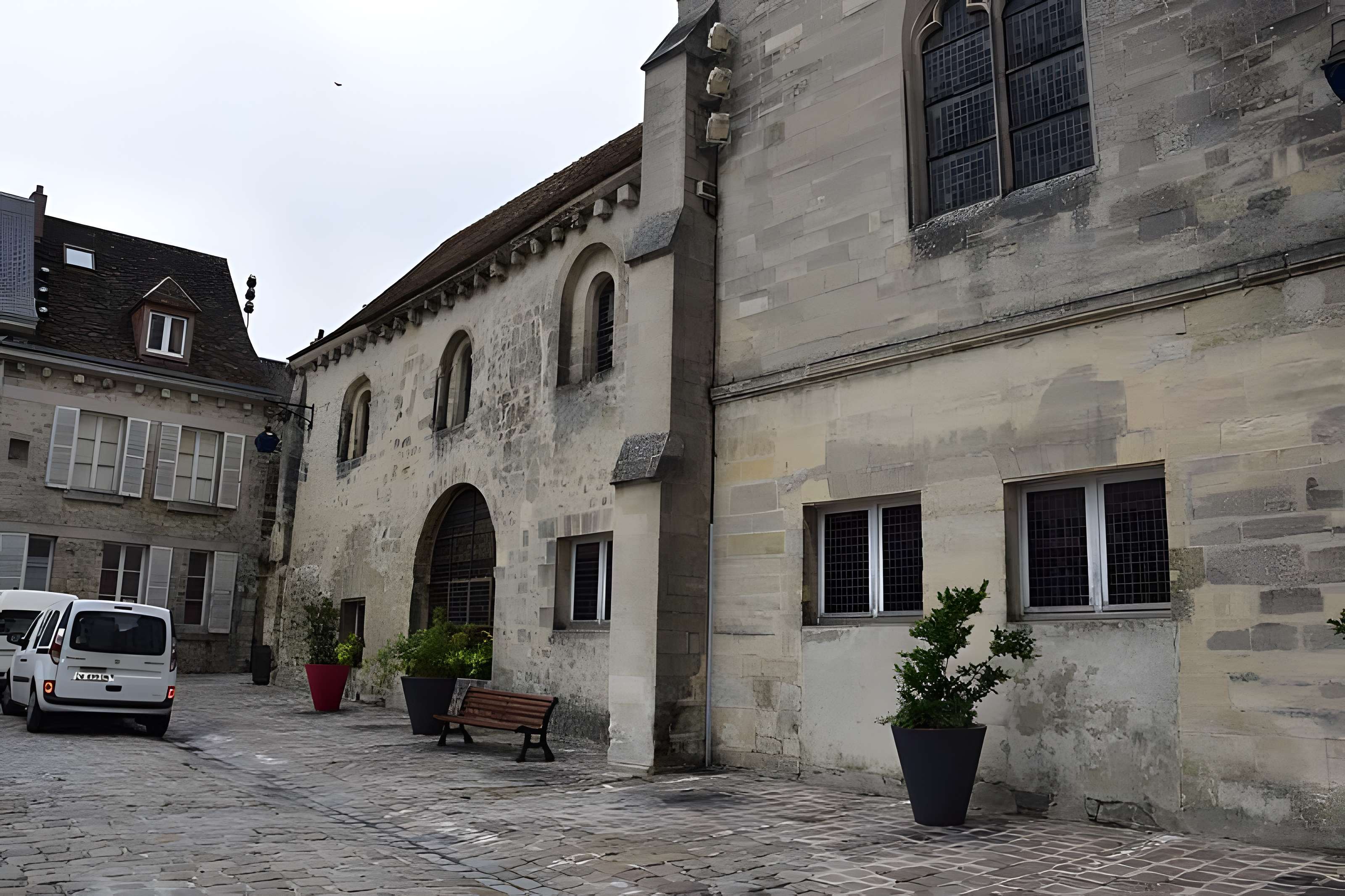 Église Saint-Martin-au-Parvis de Laon