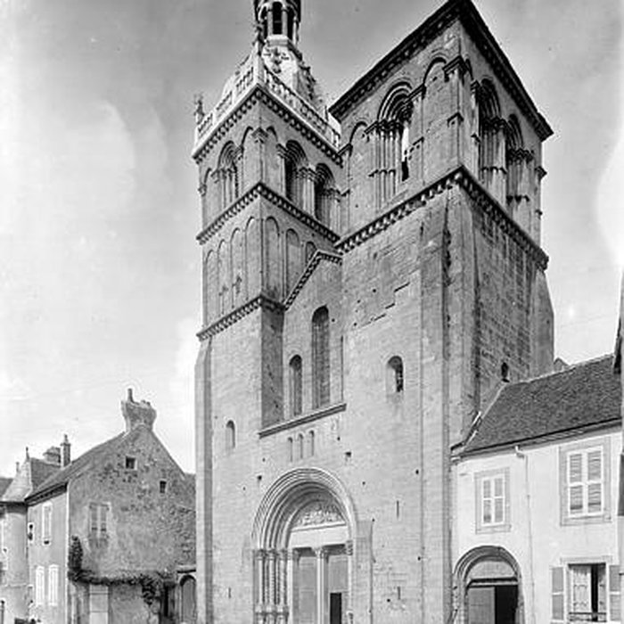 Photo de Basilique Saint-Andoche de Saulieu