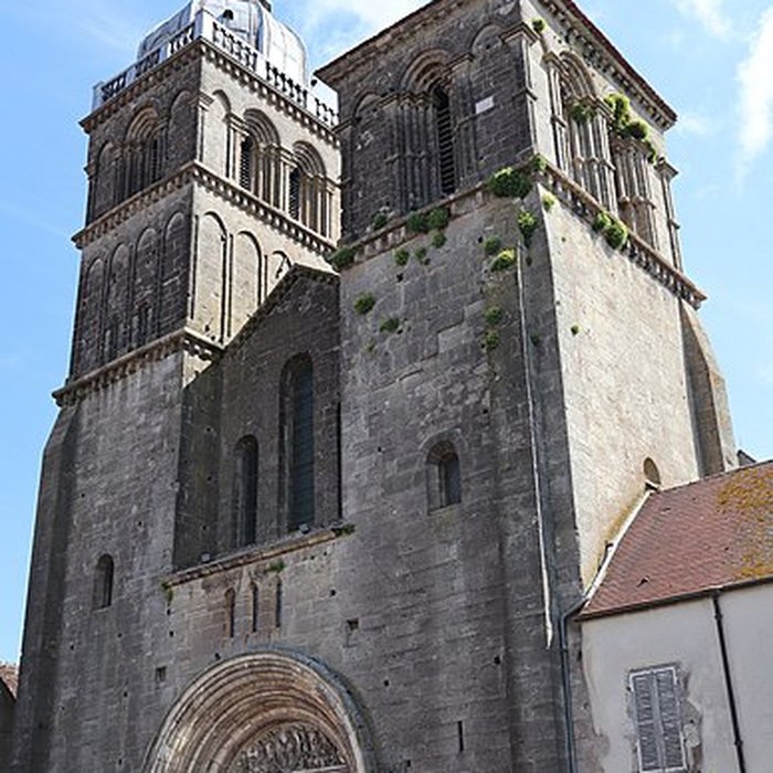 Photo de Basilique Saint-Andoche de Saulieu