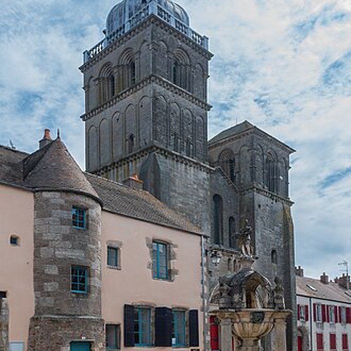 Photo de Basilique Saint-Andoche de Saulieu