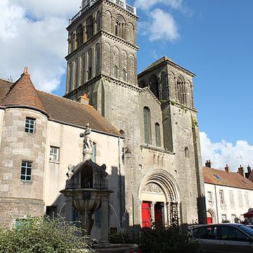 Basilique Saint-Andoche de Saulieu