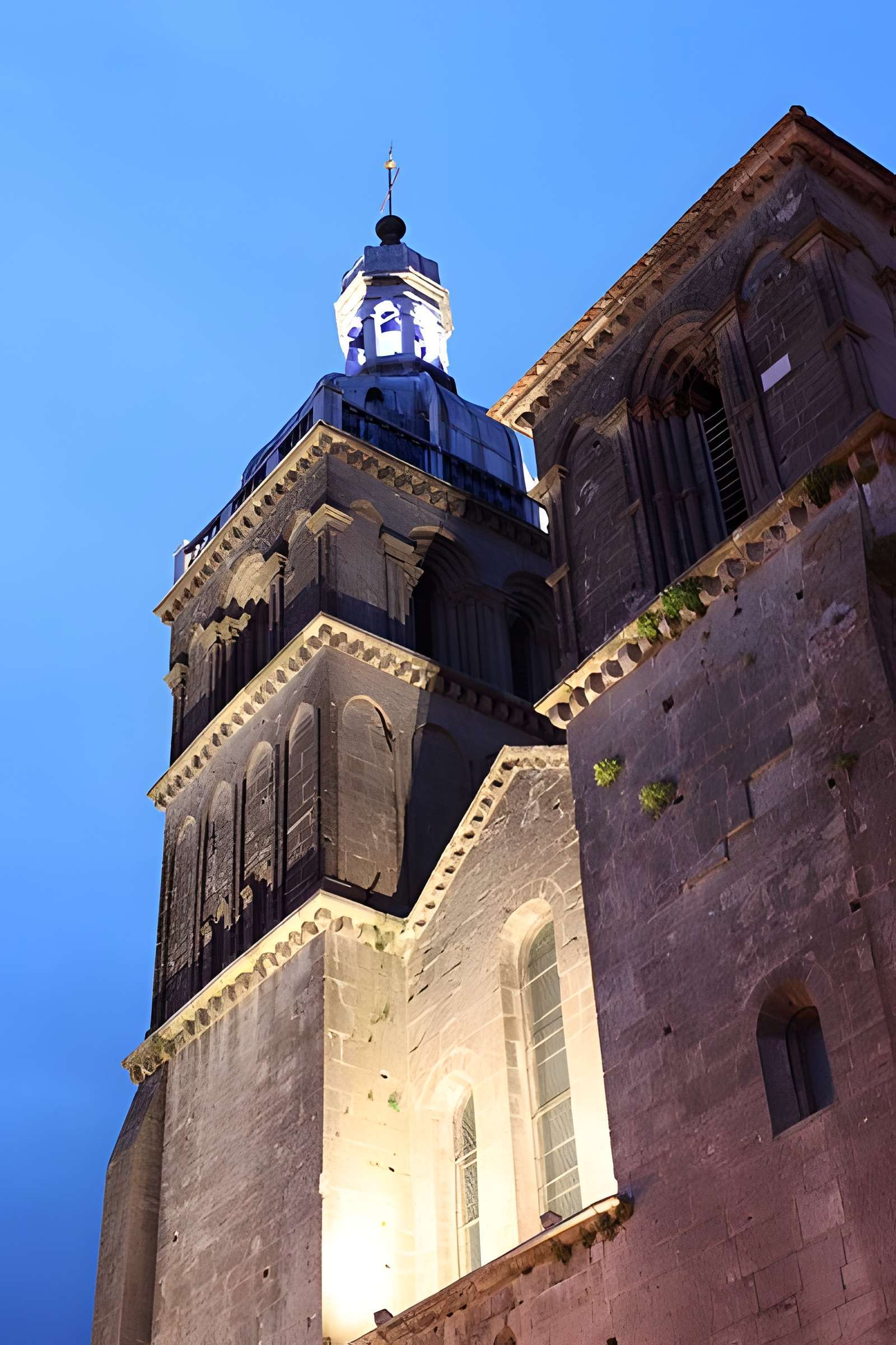 Basilique Saint-Andoche de Saulieu