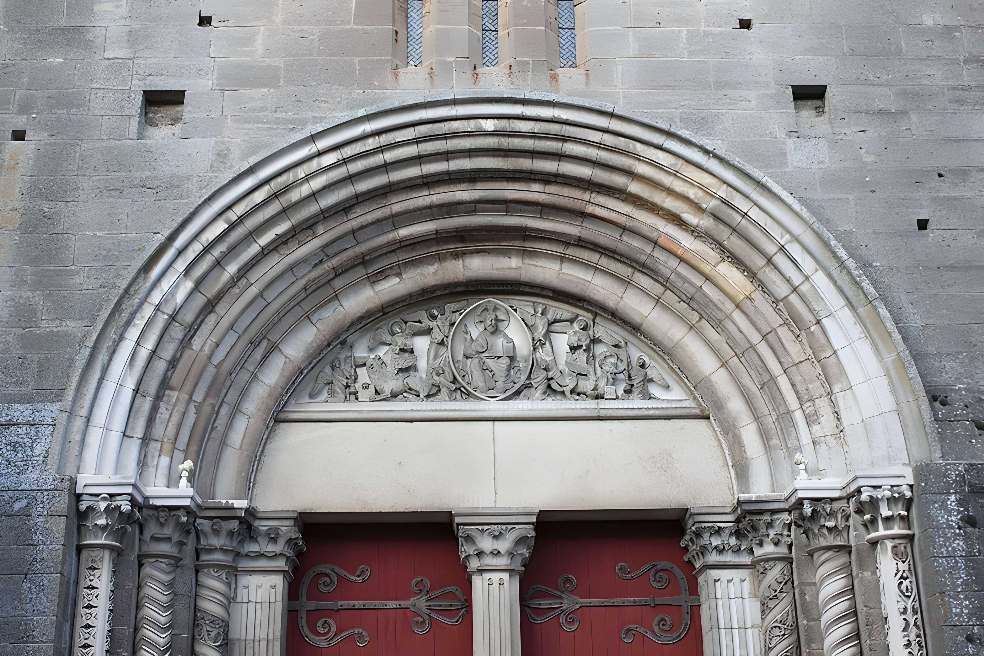 Basilique Saint-Andoche de Saulieu