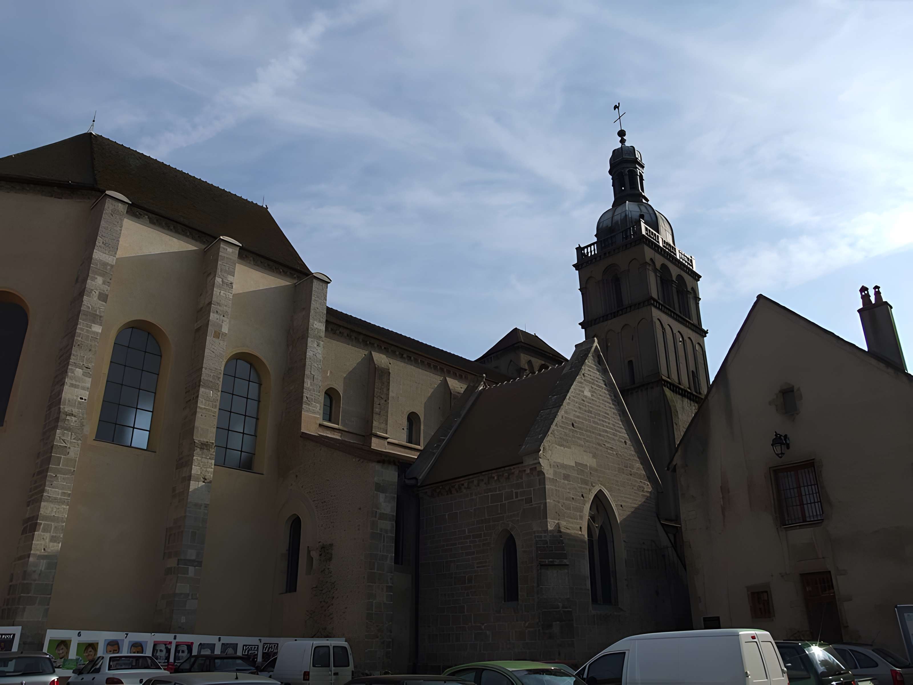 Basilique Saint-Andoche de Saulieu