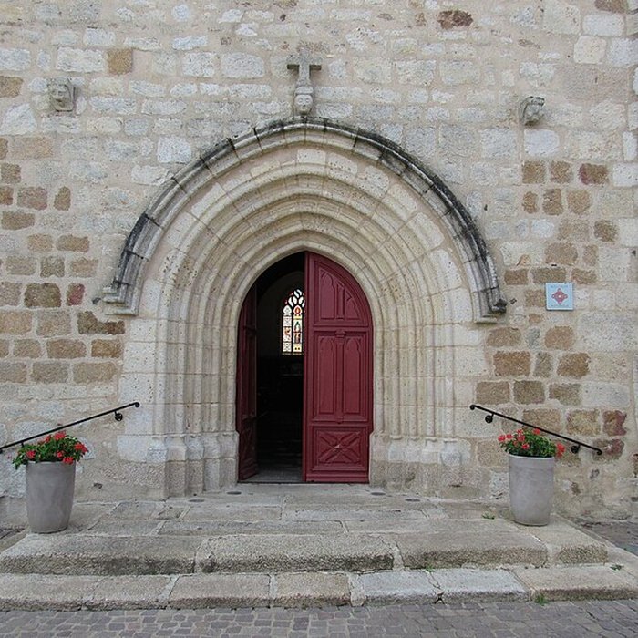 Photo de Église Saint-Martin-de-Tours de La Pommeraie-sur-Sèvre