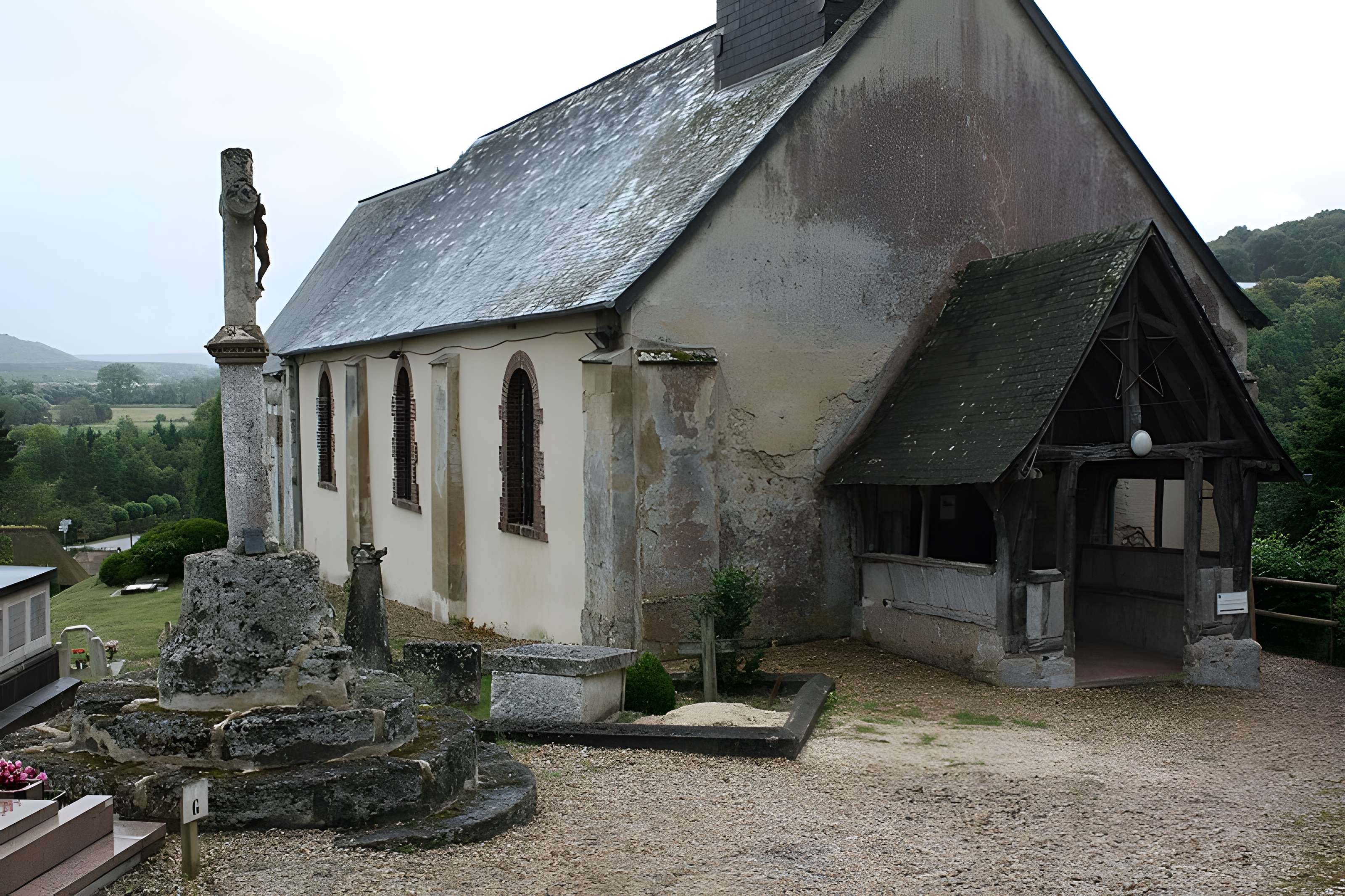 Église Saint-Martin-et-Saint-Pierre de Foulbec