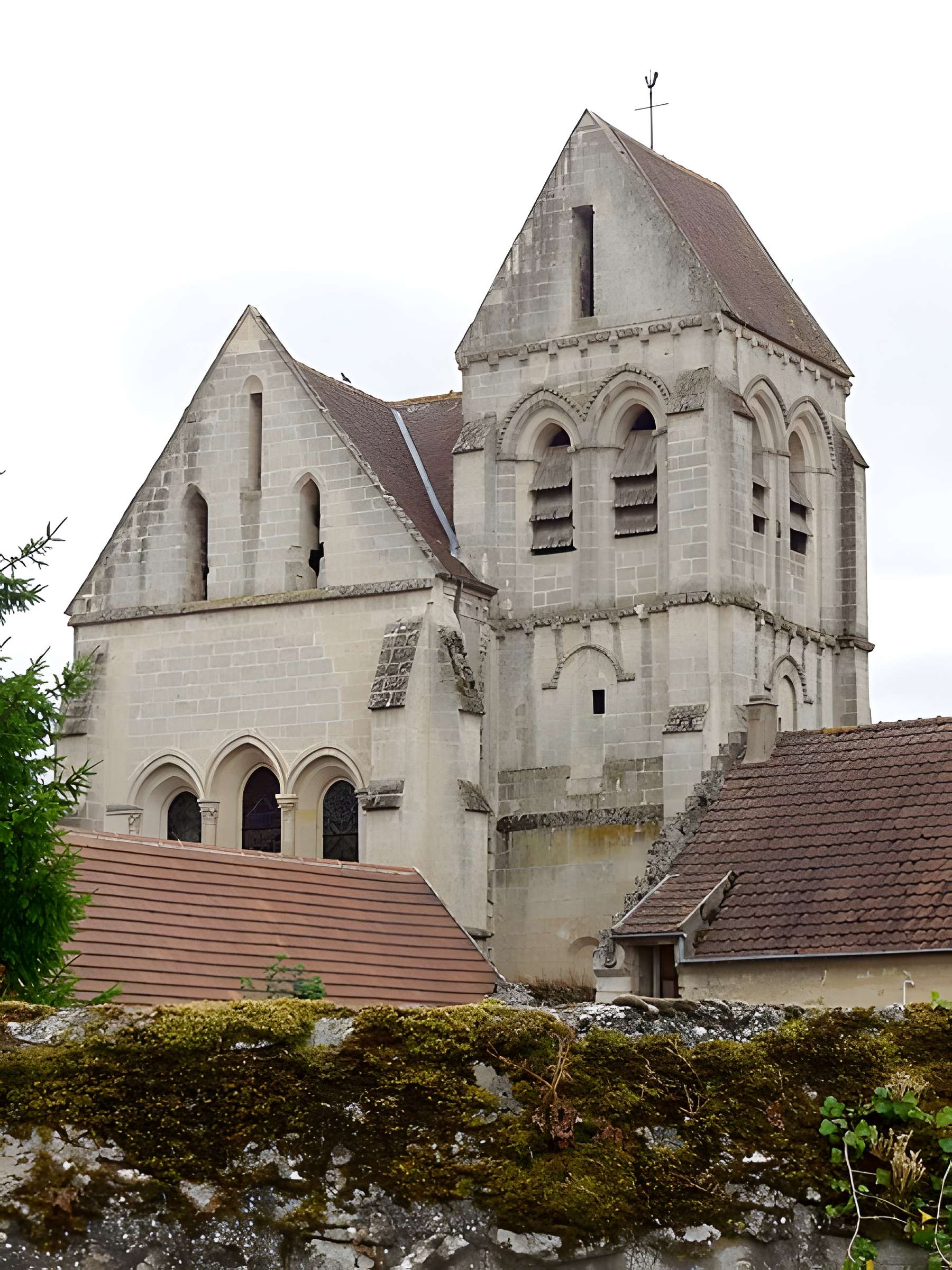Église Saint-Martin-Saint-Léonard de Vez