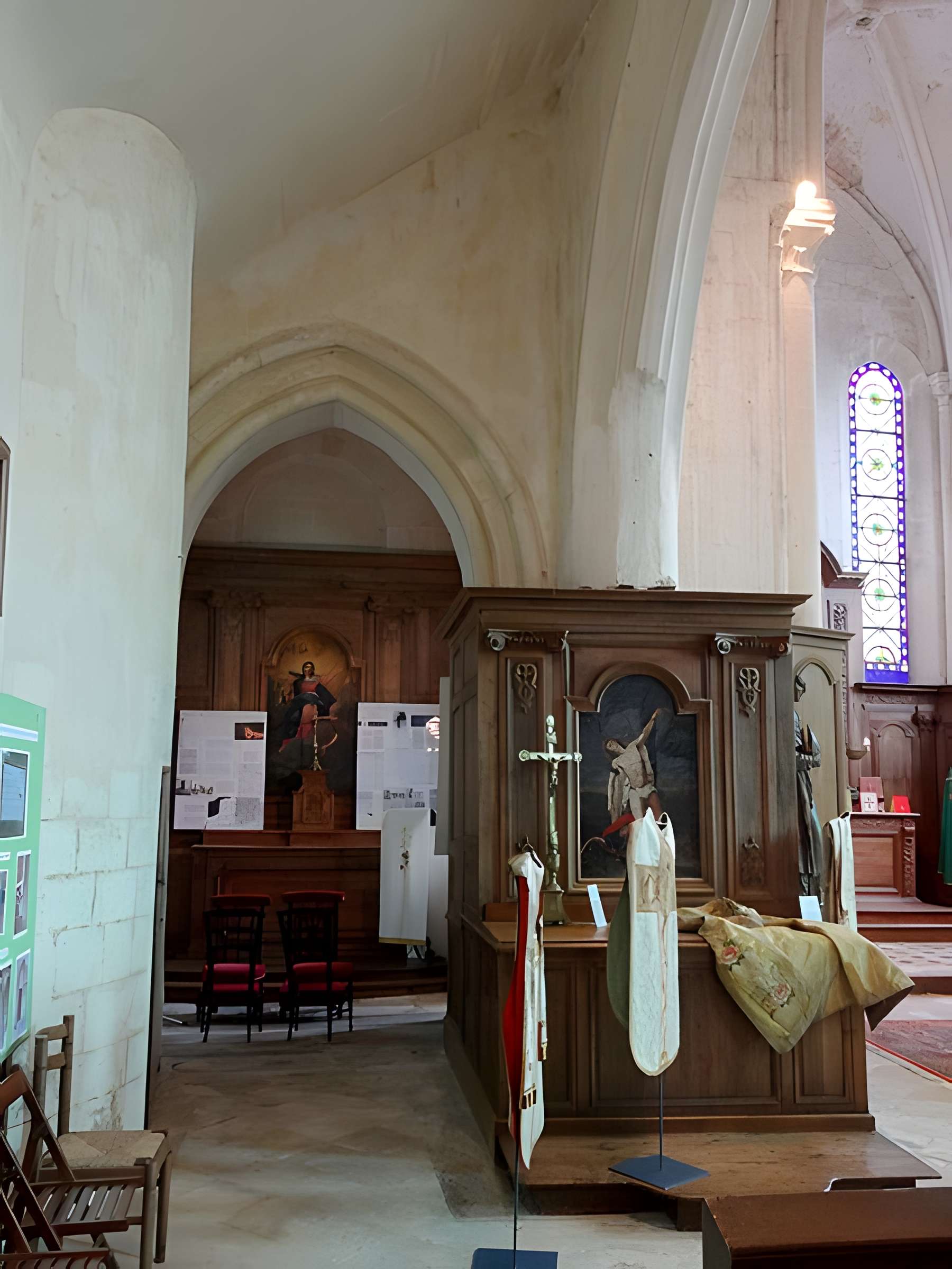 Église Saint-Martin-Saint-Léonard de Vez