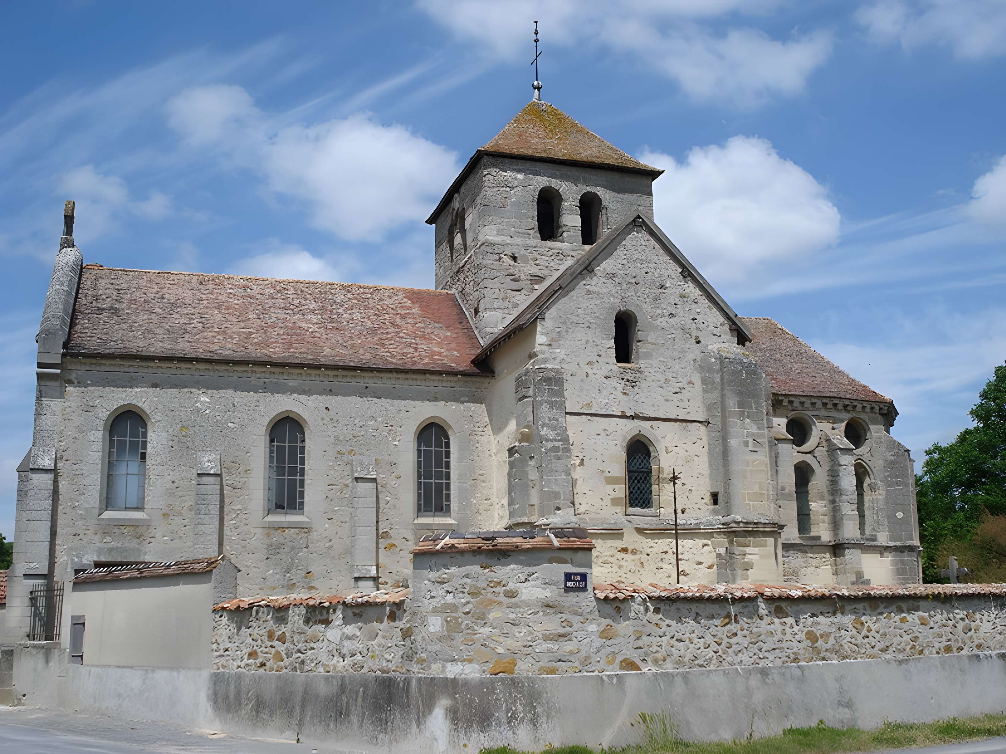 Église Saint-Maur de Courmelois 