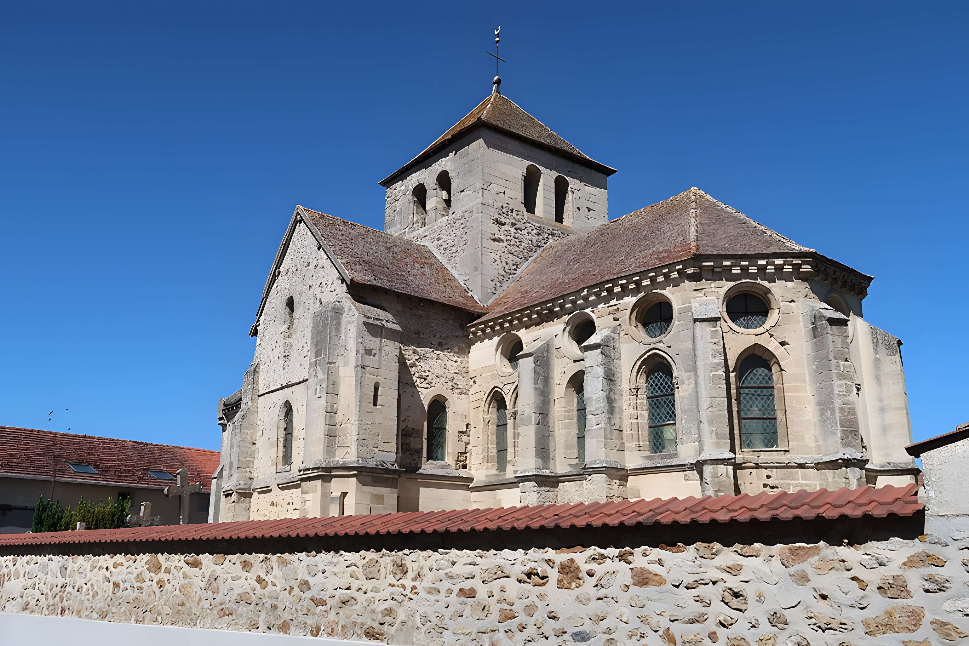 Église Saint-Maur de Courmelois
