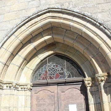 Église Saint-Maur de La Roche-Canillac