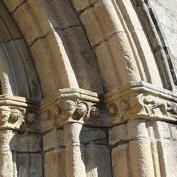 Église Saint-Maur de La Roche-Canillac