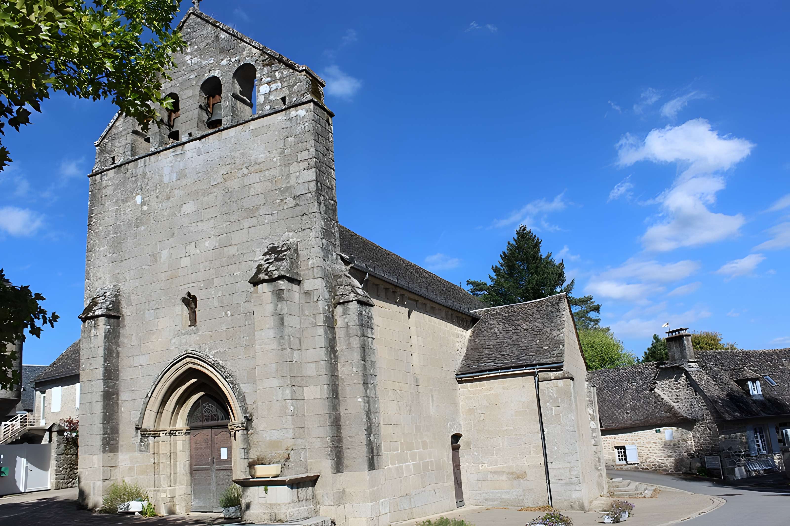 Église Saint-Maur de La Roche-Canillac