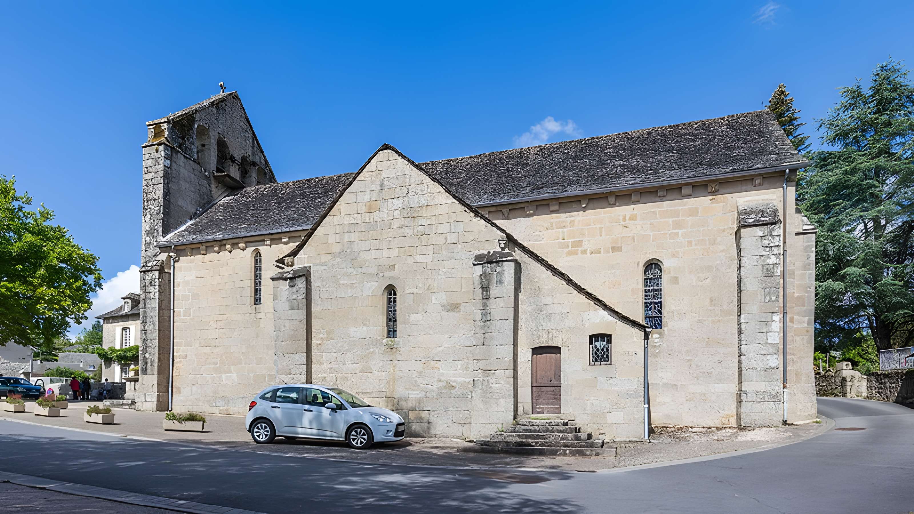 Église Saint-Maur de La Roche-Canillac