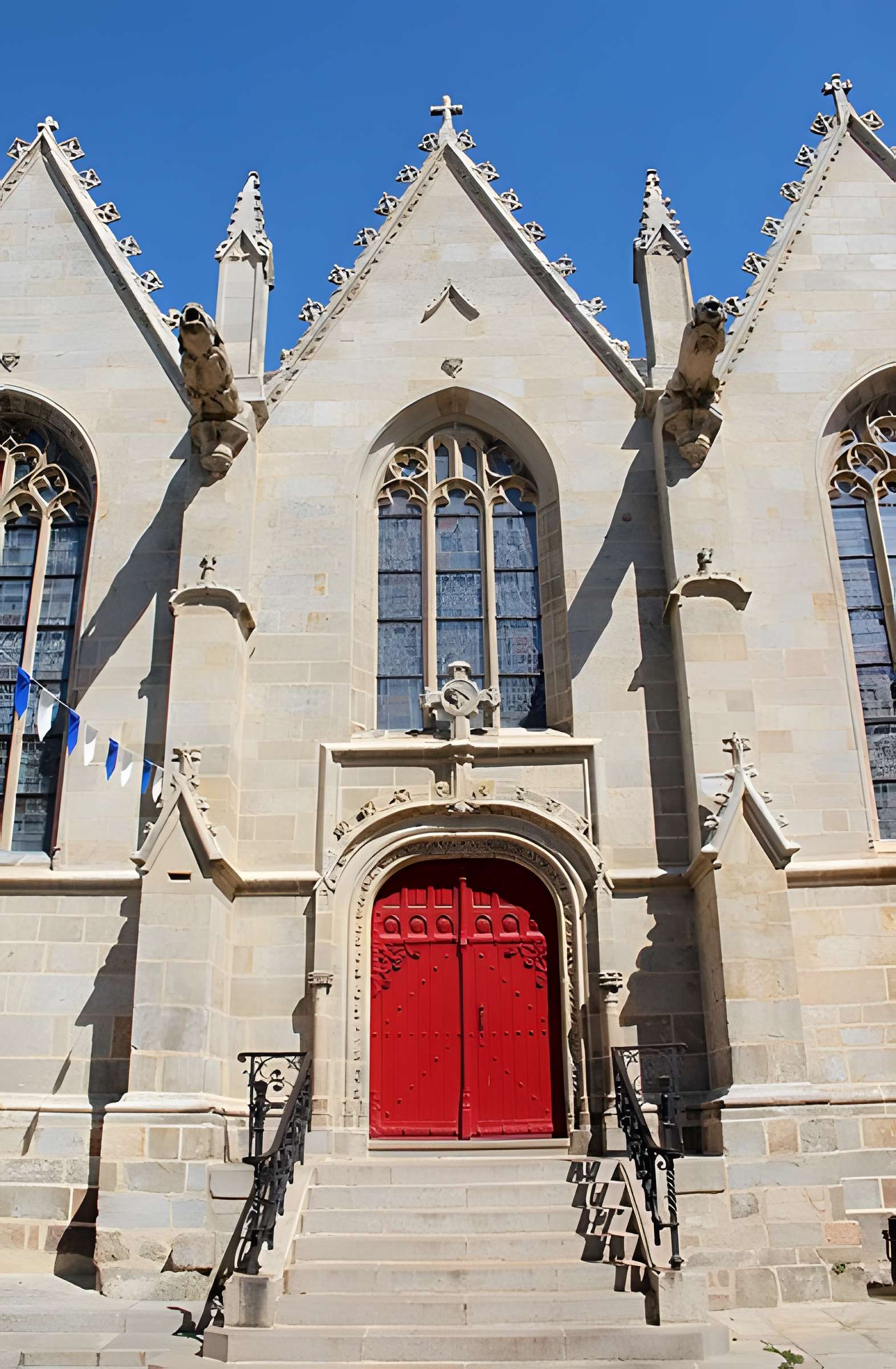 Basilique Notre-Dame du Roncier