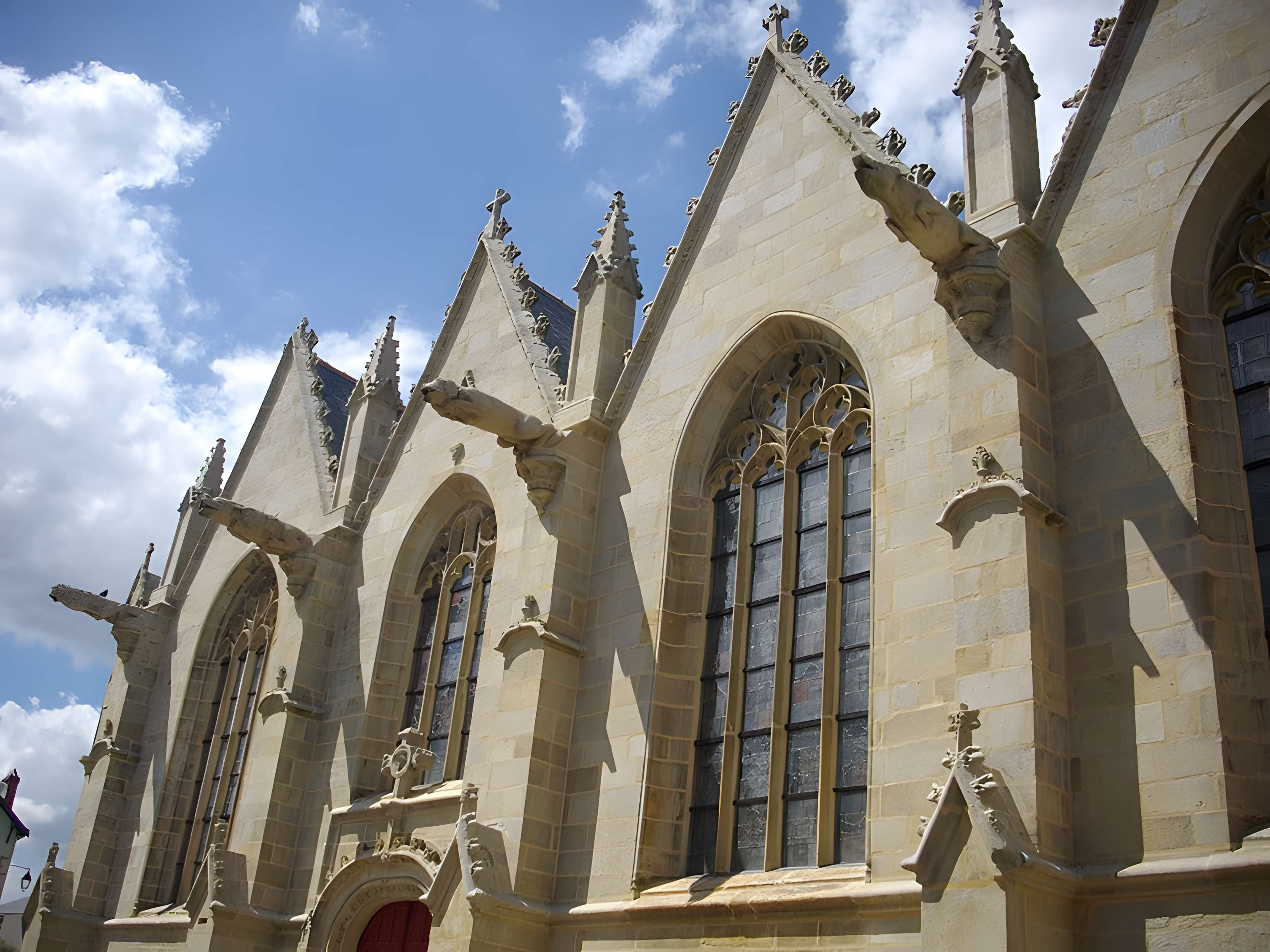 Basilique Notre-Dame du Roncier