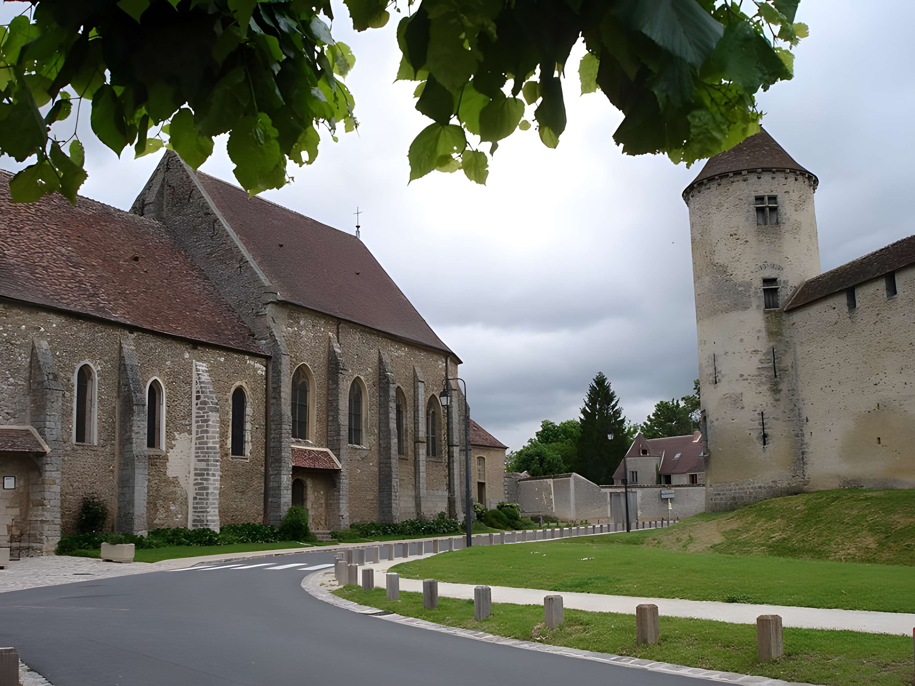 Église Saint-Maurice de Blandy