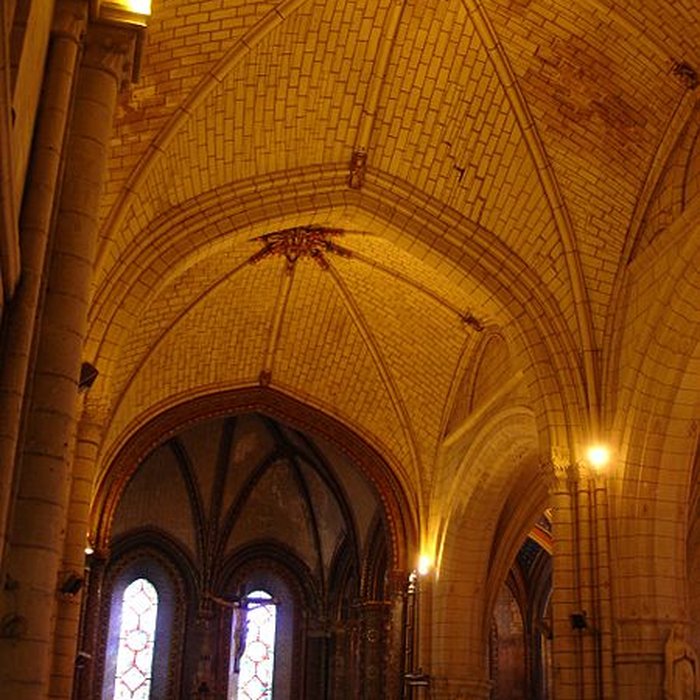 Photo de Église Saint-Maurice de Chinon