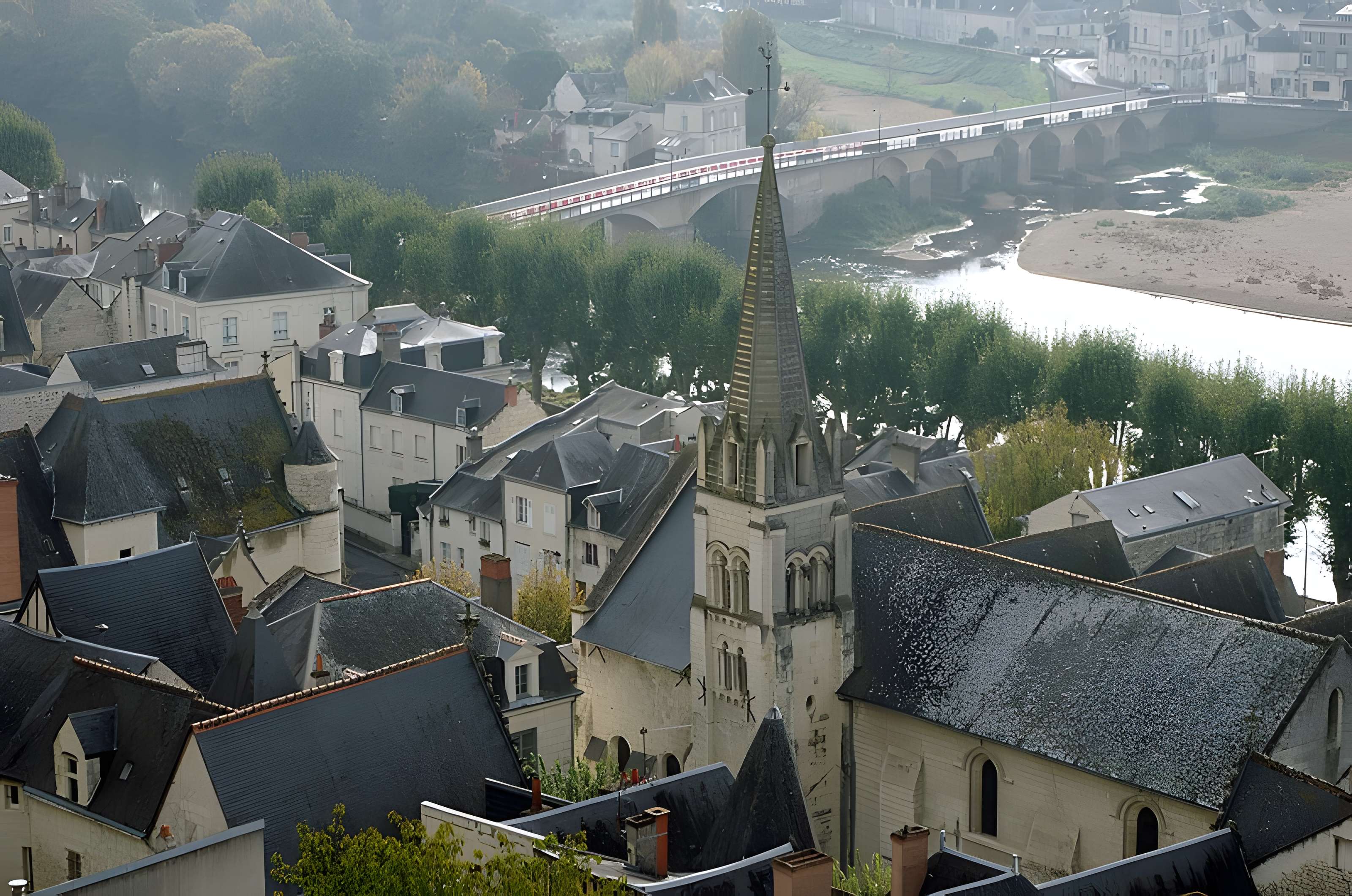 Église Saint-Maurice de Chinon