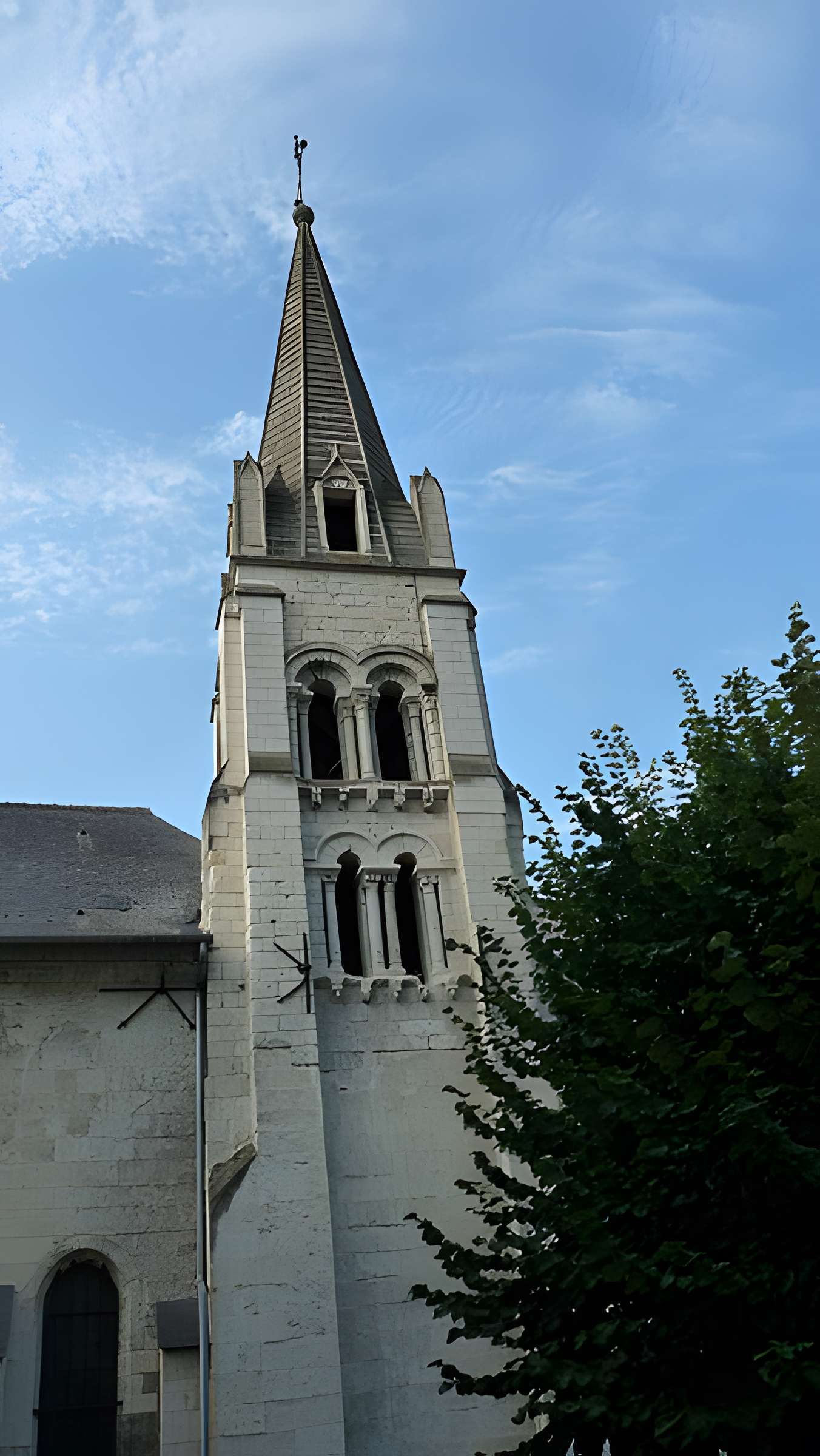 Église Saint-Maurice de Chinon