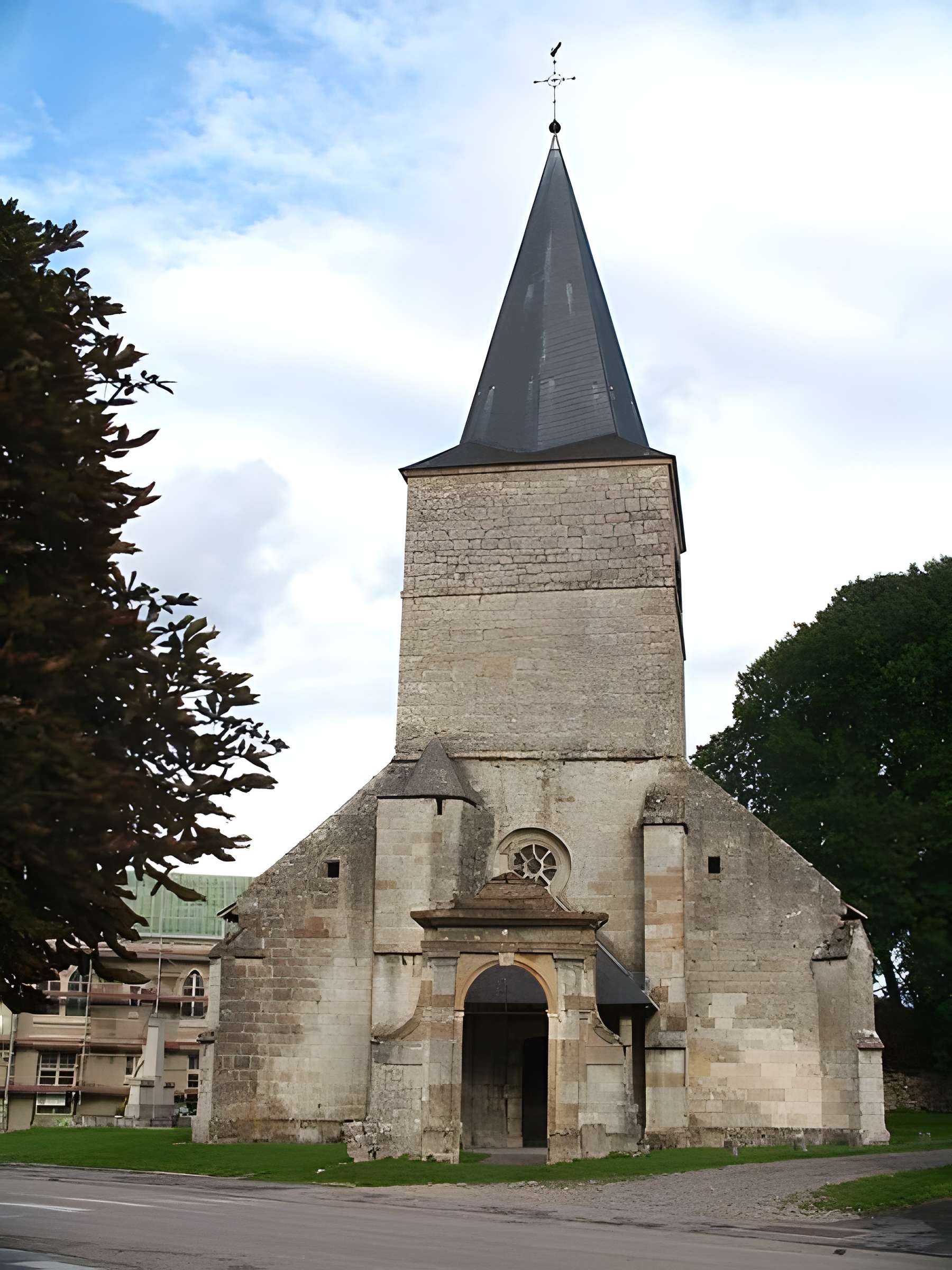 Église Saint-Maurice de Damvillers 