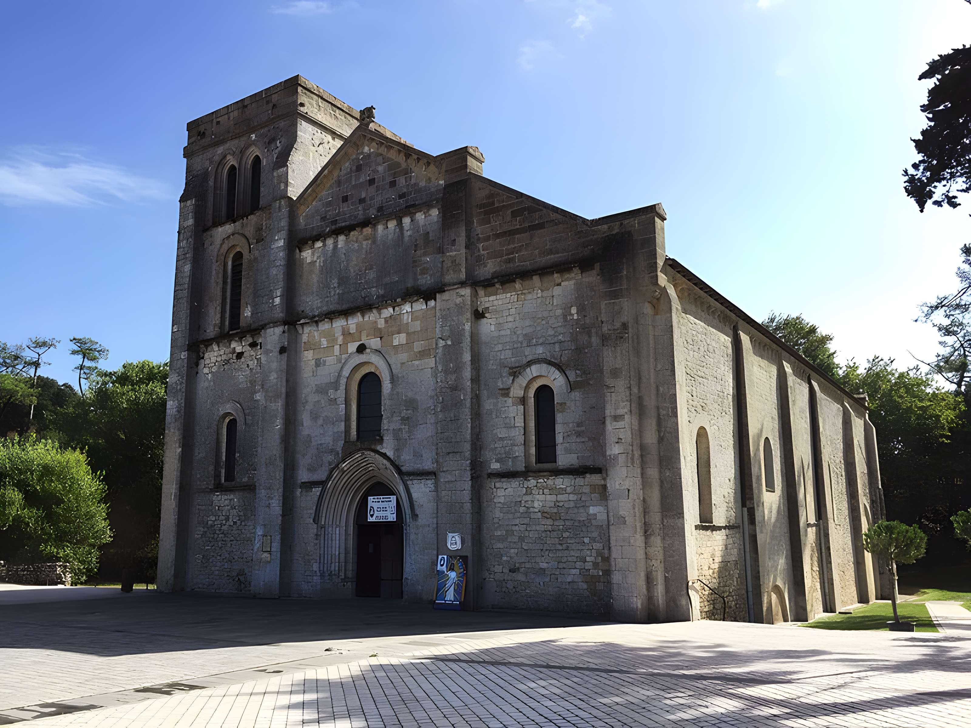 Basilique Notre-Dame-de-la-fin-des-Terres de Soulac-sur-Mer