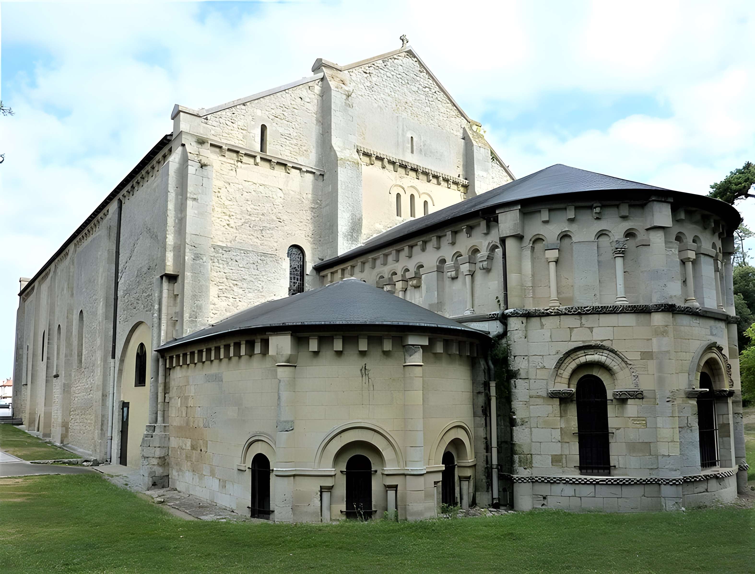 Basilique Notre-Dame-de-la-fin-des-Terres de Soulac-sur-Mer