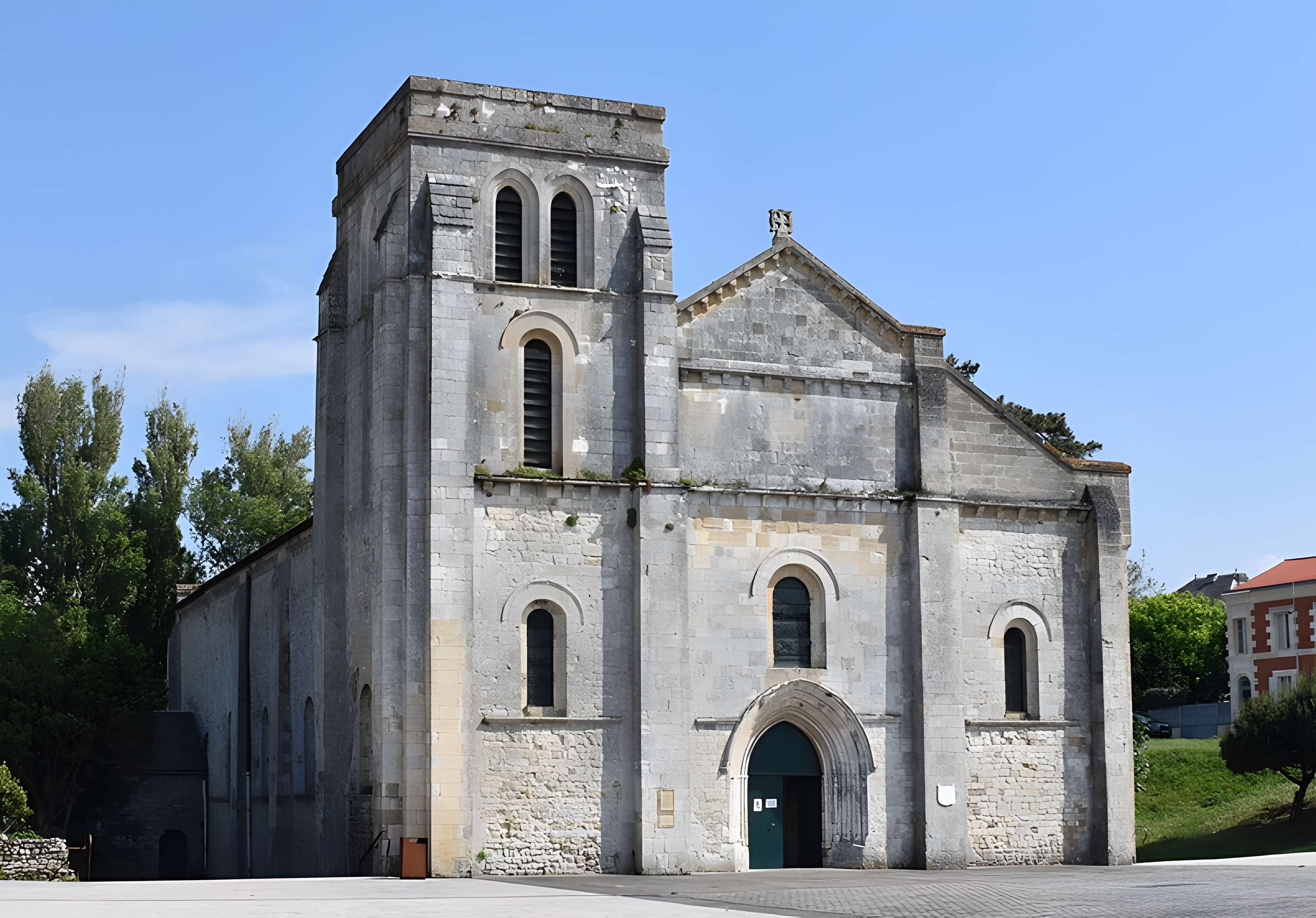 Basilique Notre-Dame-de-la-fin-des-Terres de Soulac-sur-Mer